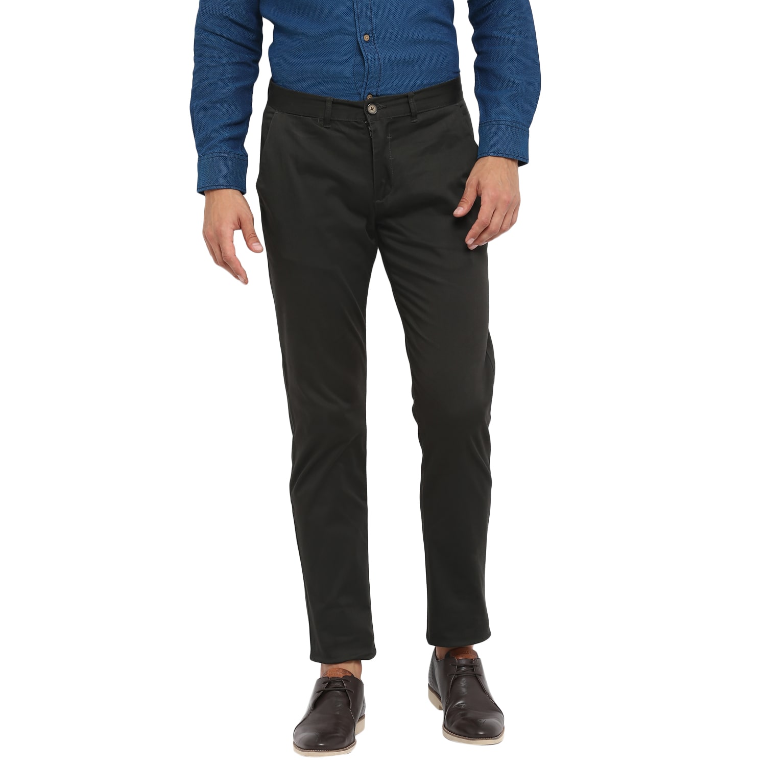 

Red Tape Men Olive Solid Slim fit Chinos