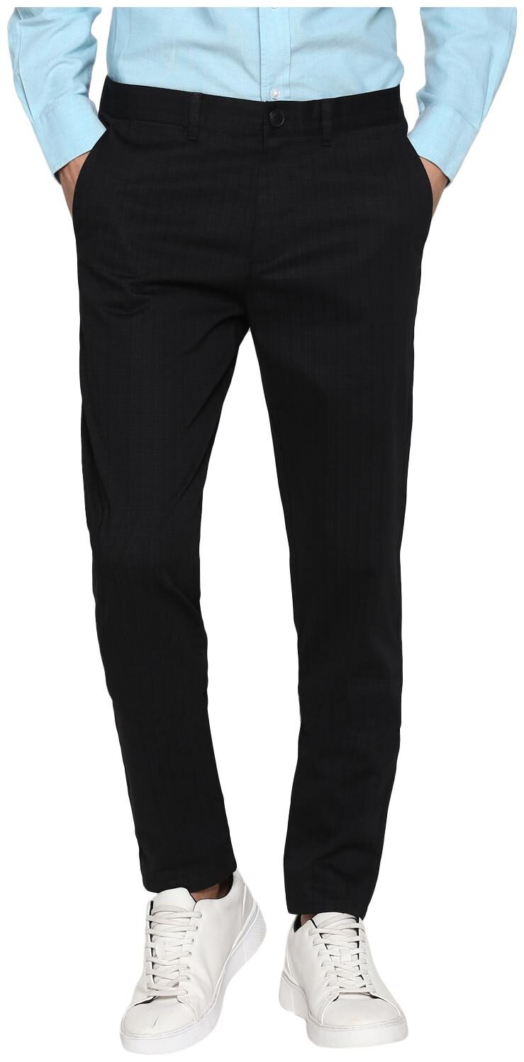 

Red Tape Men Black Solid Skinny fit Chinos