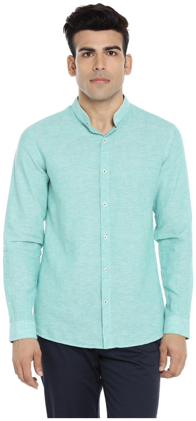 

Richard Parker by Pantaloons Men Green Solid Slim Fit Casual Shirt