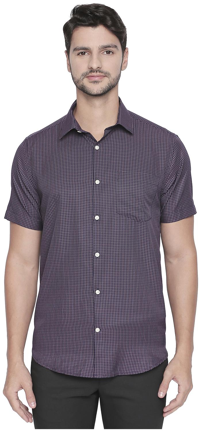 

Richard Parker by Pantaloons Men Purple Checked Regular Fit Casual Shirt
