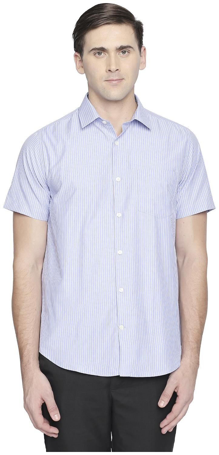 

Richard Parker by Pantaloons Men Regular fit Formal Shirt - Blue