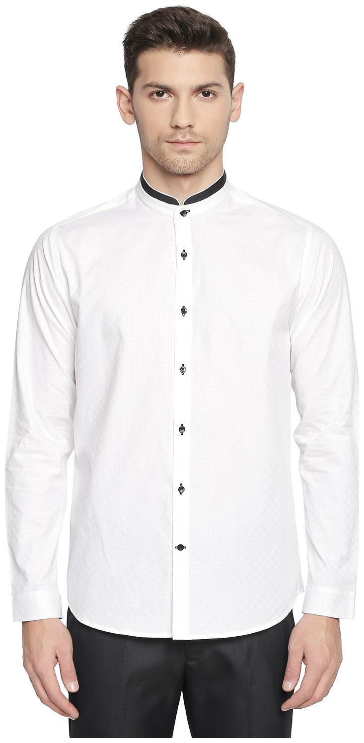 

Richard Parker by Pantaloons Men White Solid Slim Fit Casual Shirt