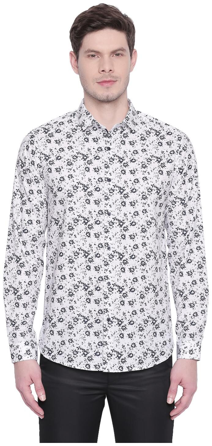 

Richard Parker by Pantaloons Men White Printed Slim Fit Casual Shirt