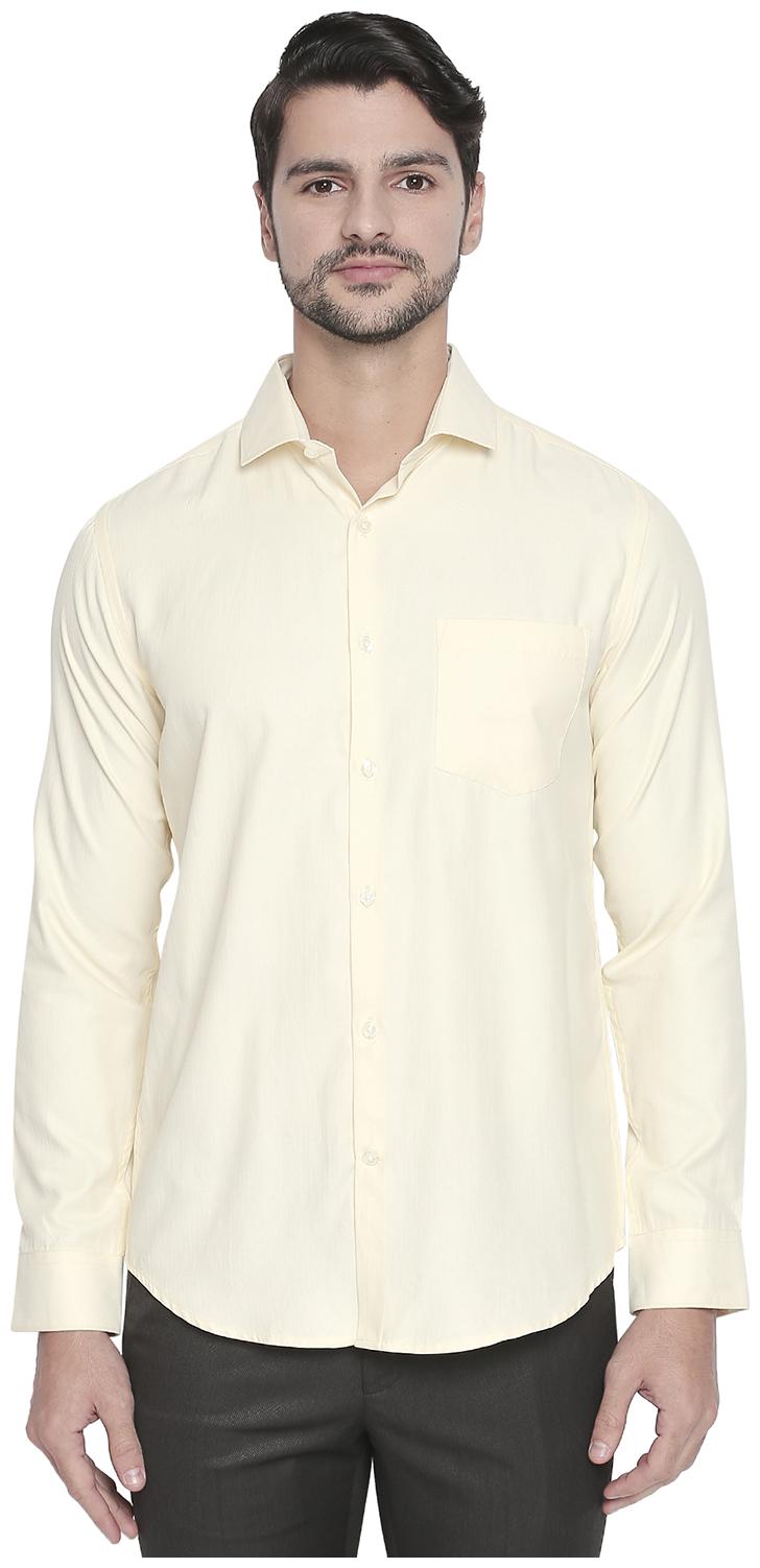 

Richard Parker by Pantaloons Men Slim fit Formal Shirt - Yellow