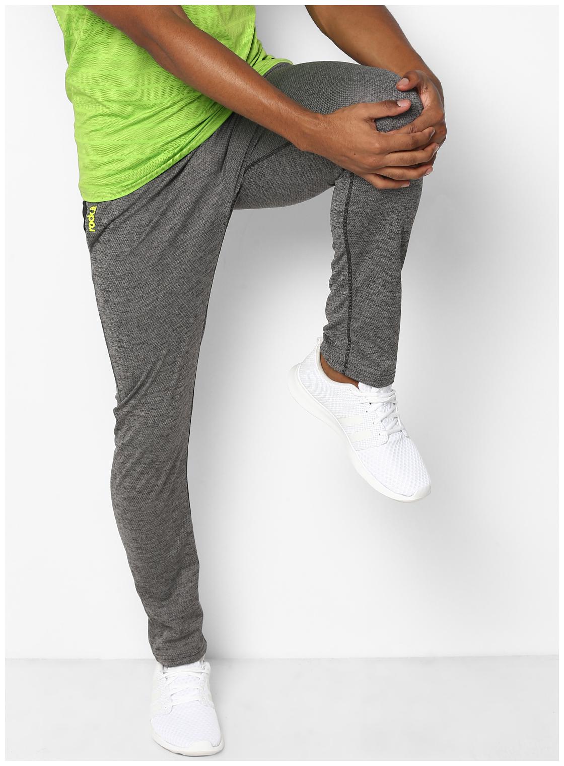 

ROCK IT Men Grey Solid Slim fit Track pants