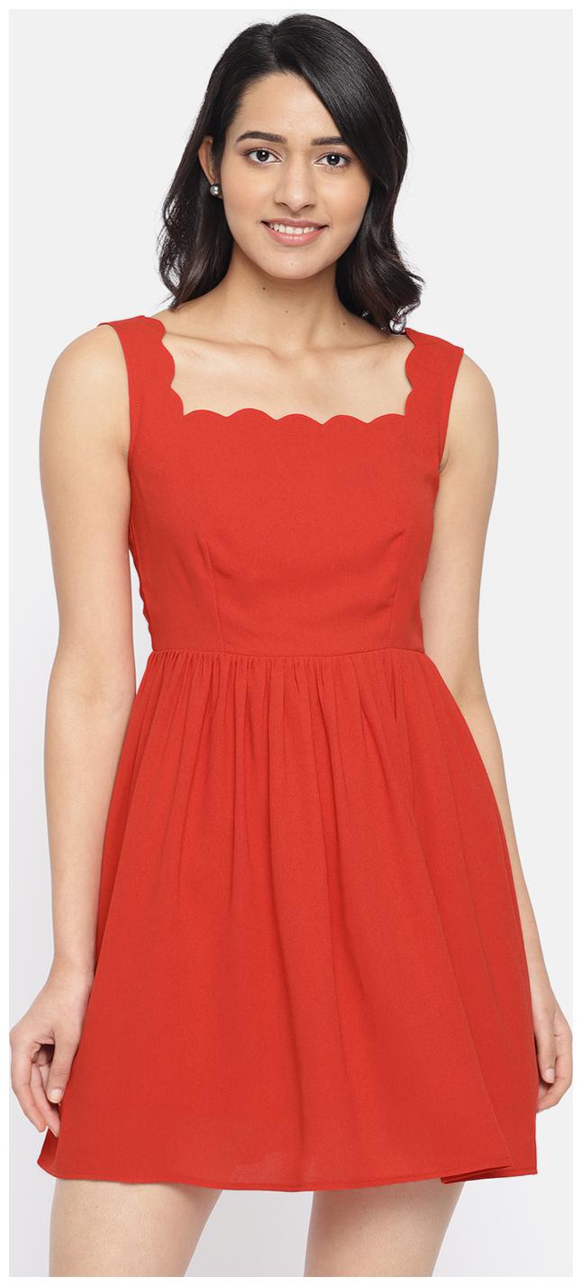 

Roving Mode Red Solid Fit flare dress