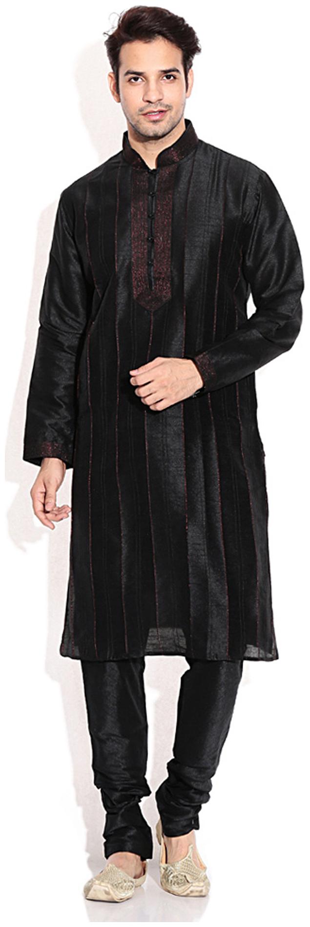 

Royal Kurta Black Jacquard Kurta Pyjama Set