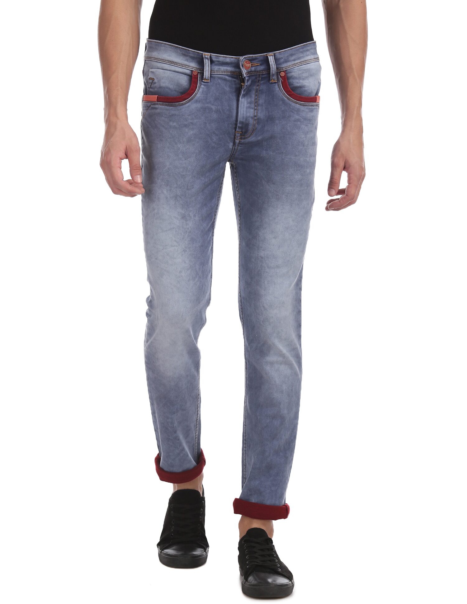 

Ruf And Tuf Men Blue Slim Fit Jeans