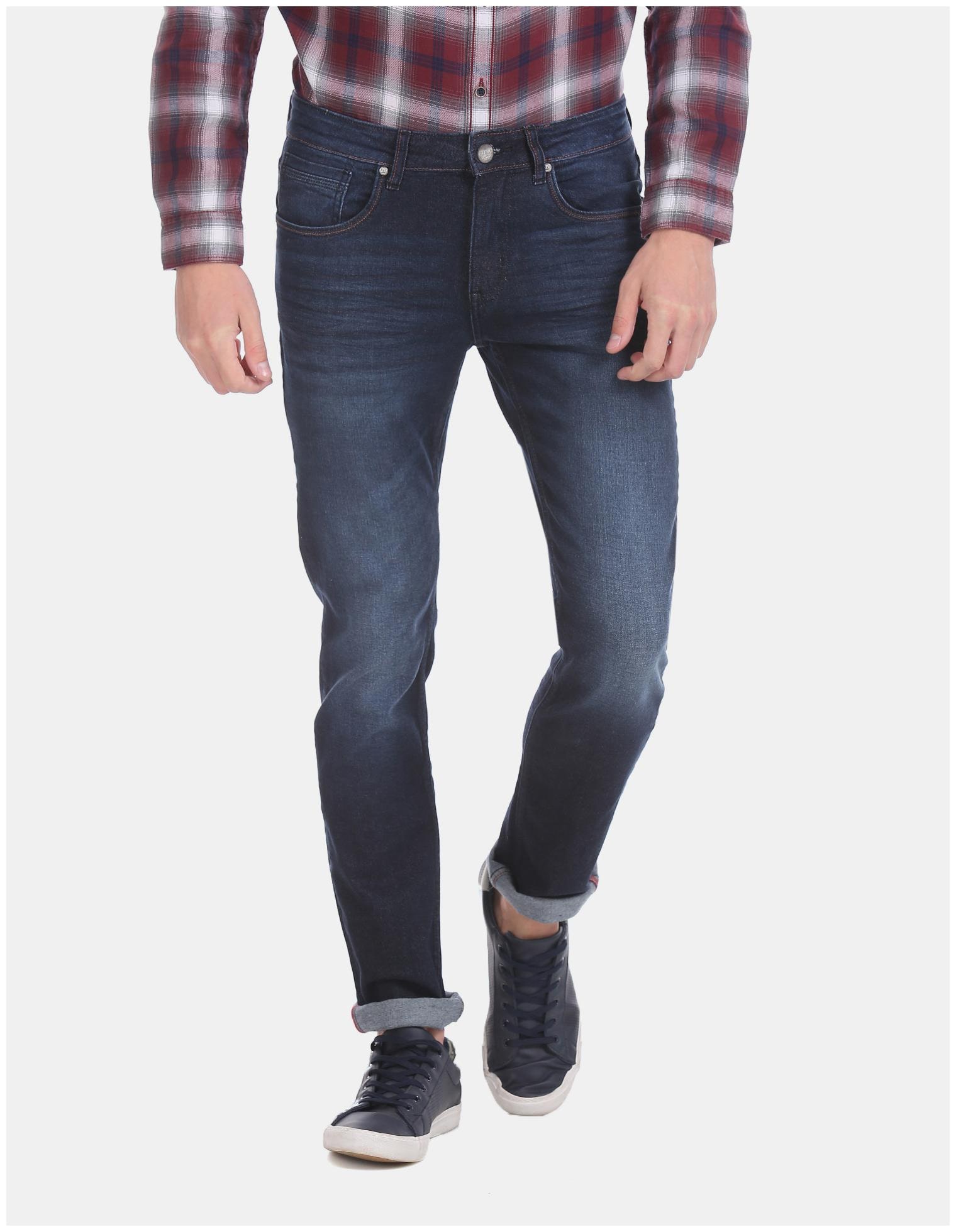 

Ruf And Tuf Men Blue Slim Fit Jeans
