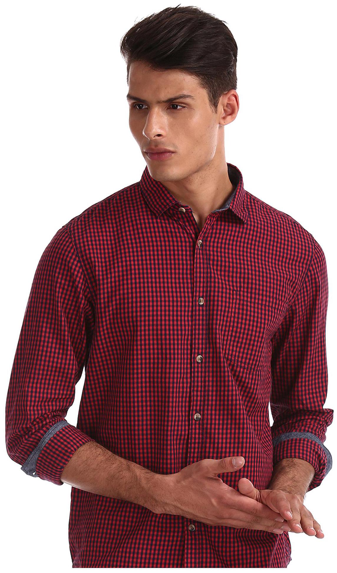 

RUGGERS Men Red Checked Regular Fit Casual Shirt