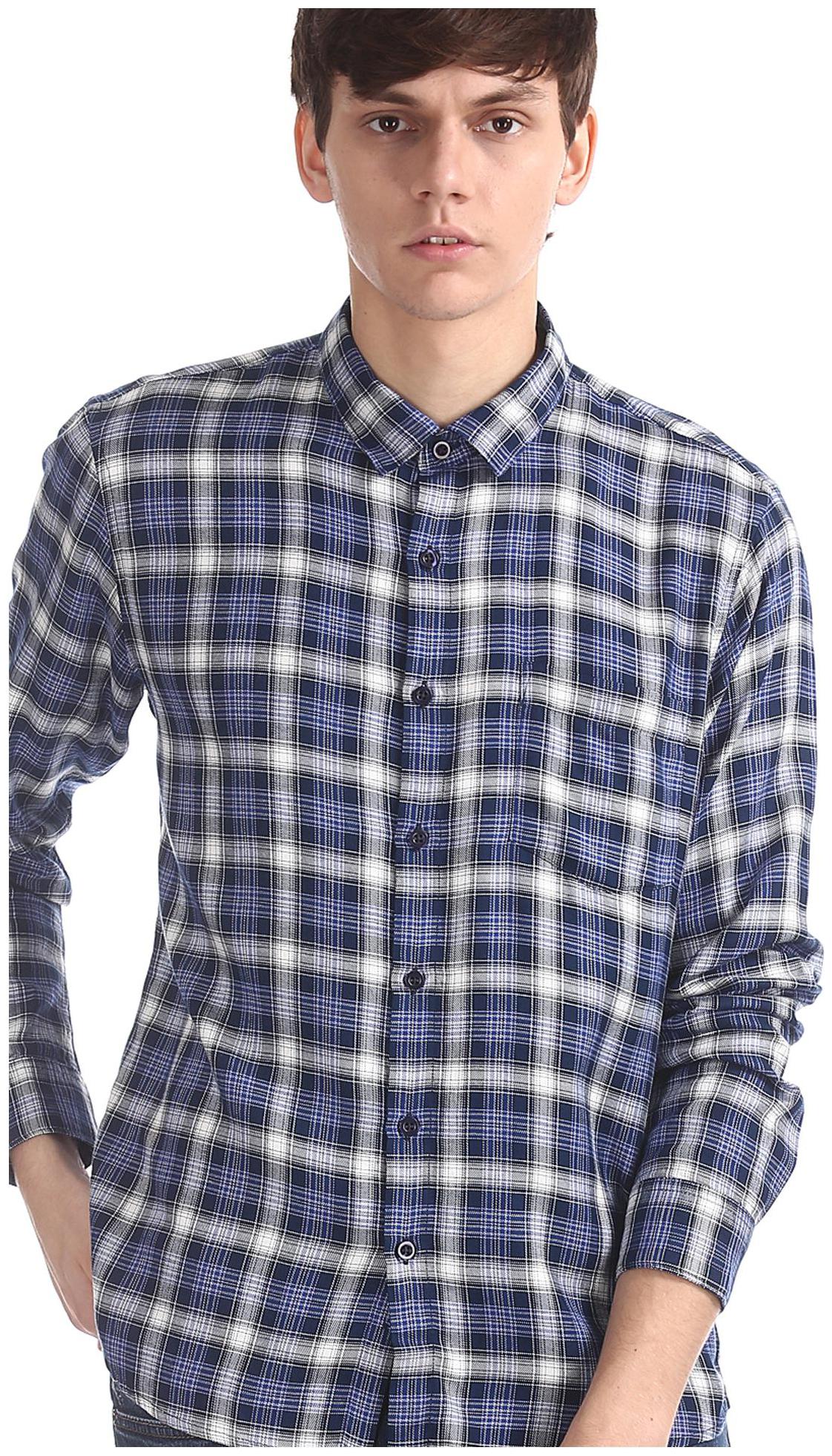

RUGGERS Men Blue Checked Regular Fit Casual Shirt