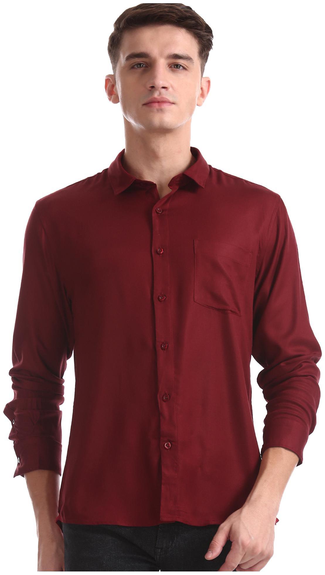 

RUGGERS Men Red Solid Regular Fit Casual Shirt