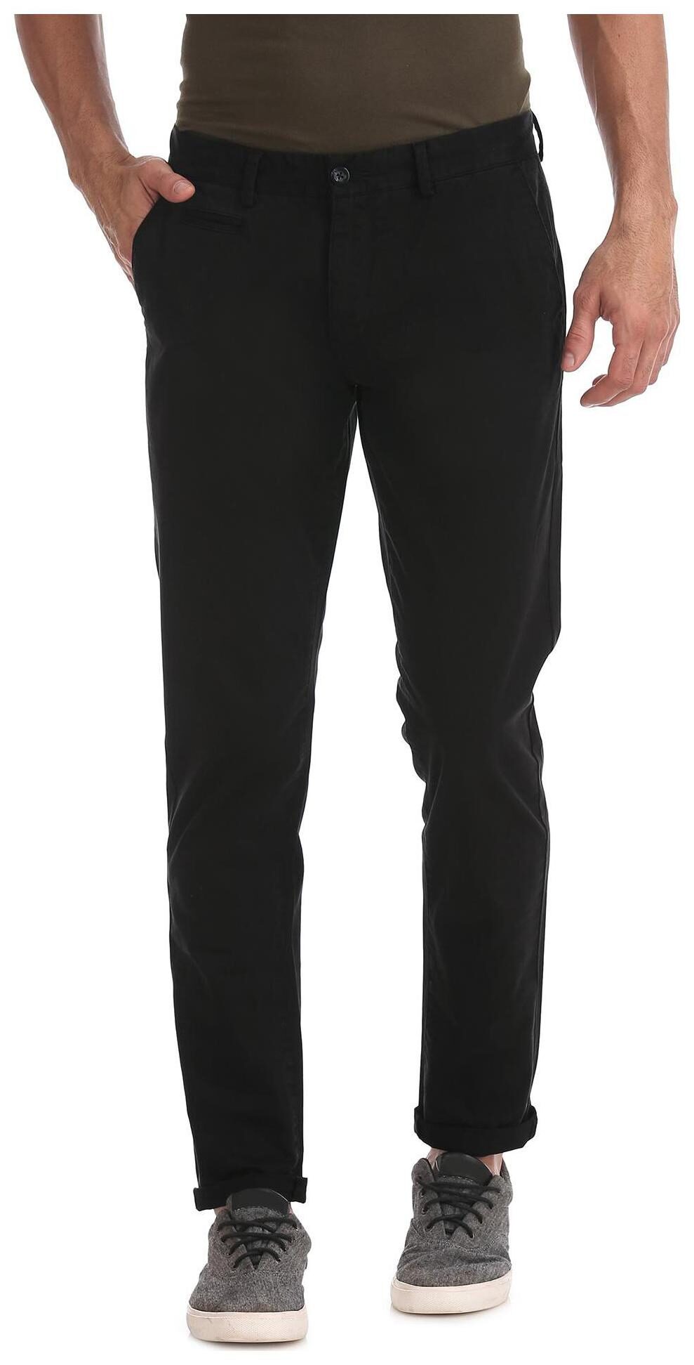 

RUGGERS Men Black Solid Slim fit Chinos