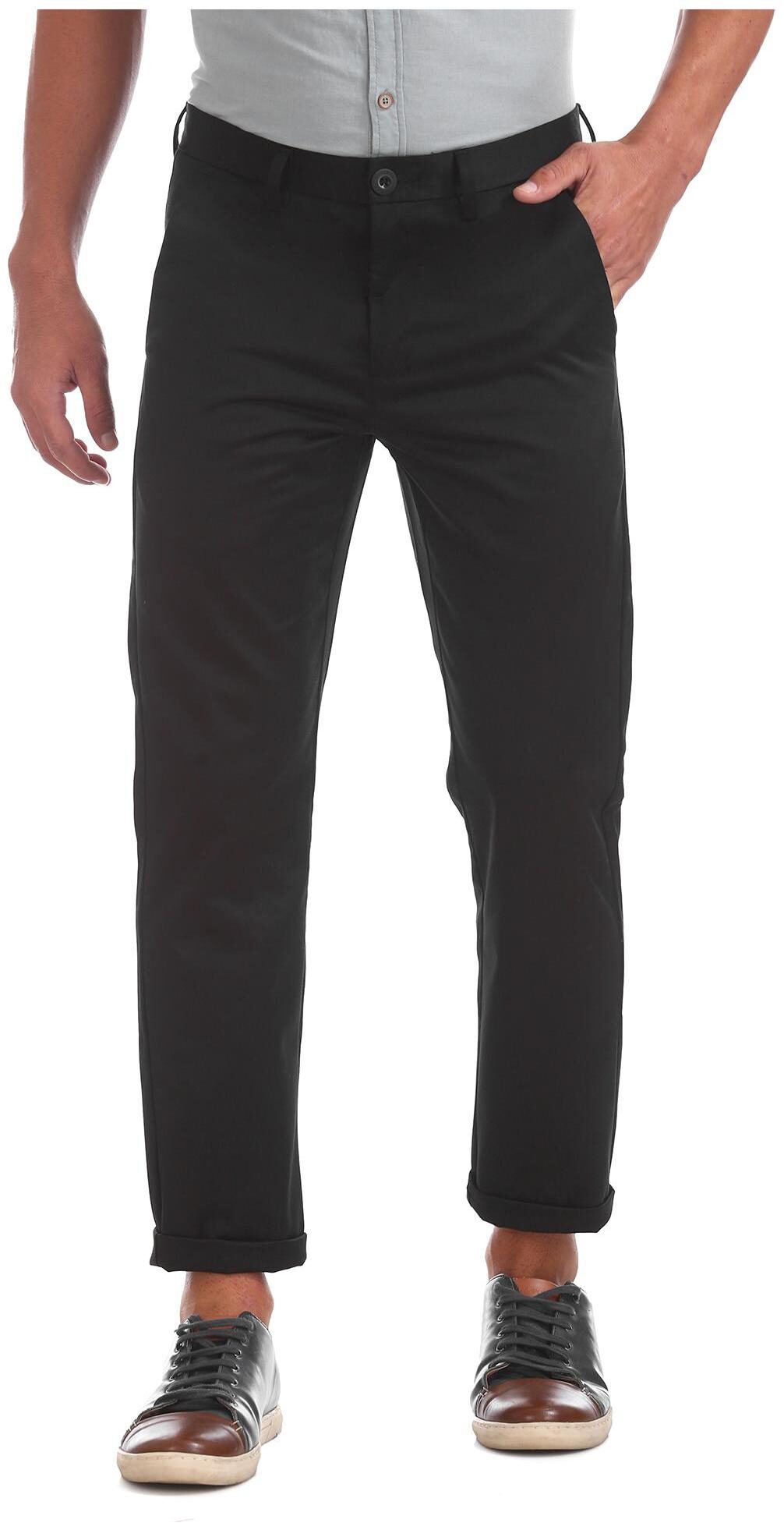

RUGGERS Men Black Solid Slim fit Regular trousers