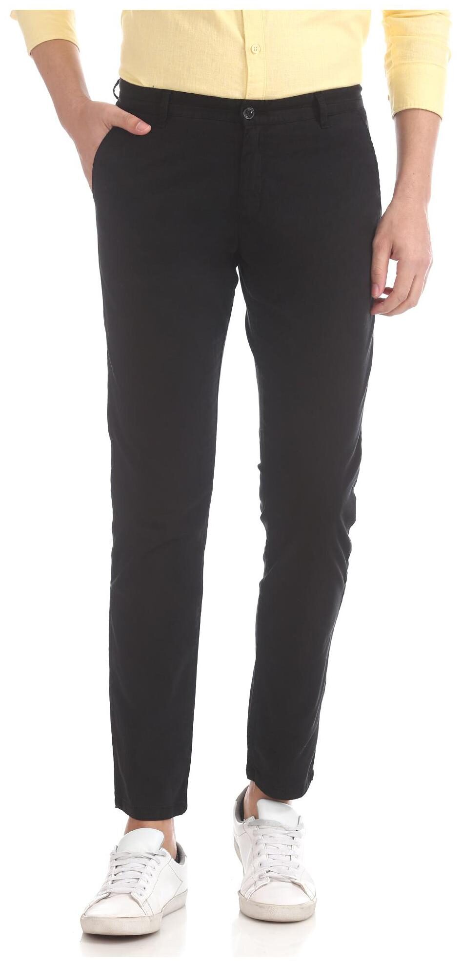 

RUGGERS Men Black Solid Slim fit Regular trousers