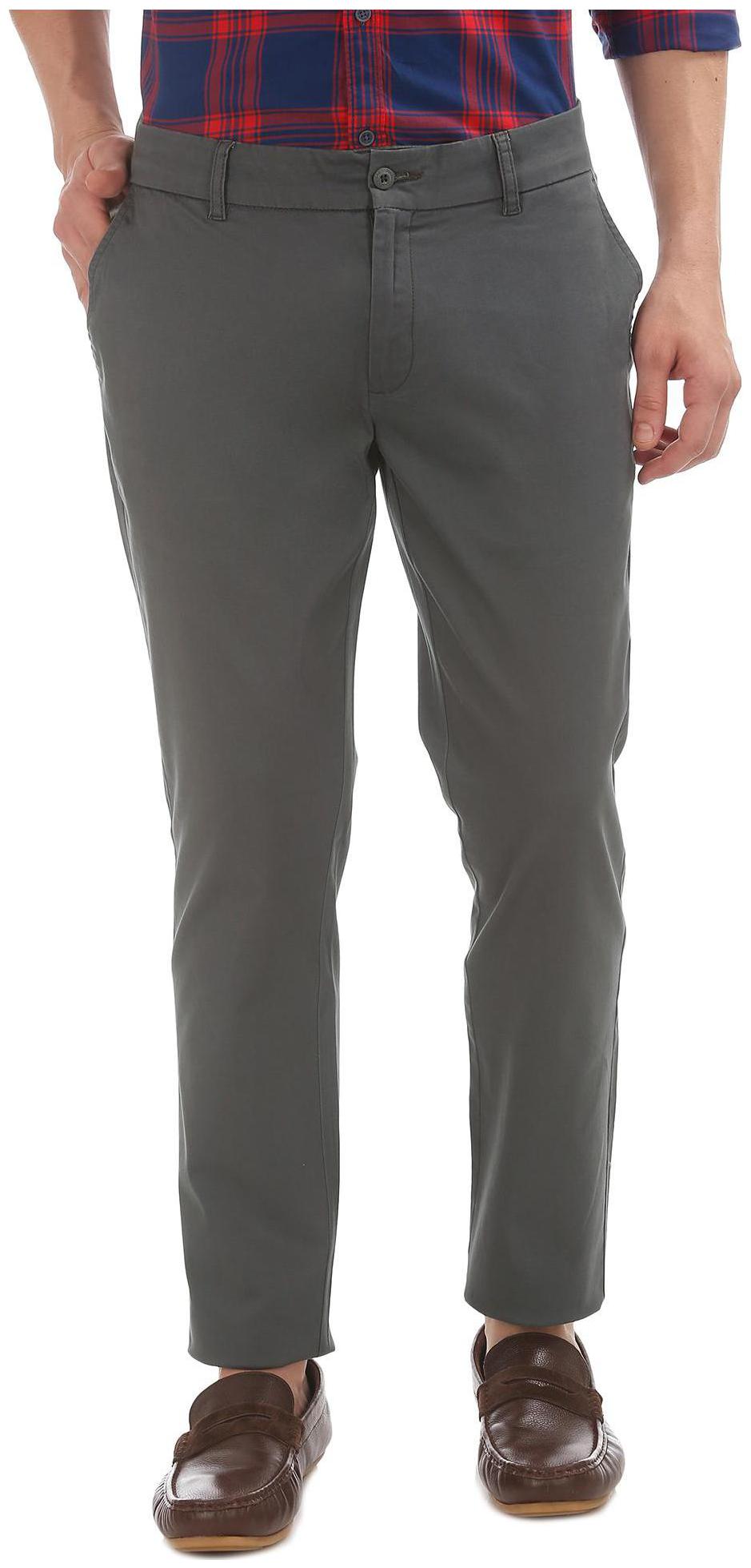 

RUGGERS Men Green Solid Tapered fit Regular trousers
