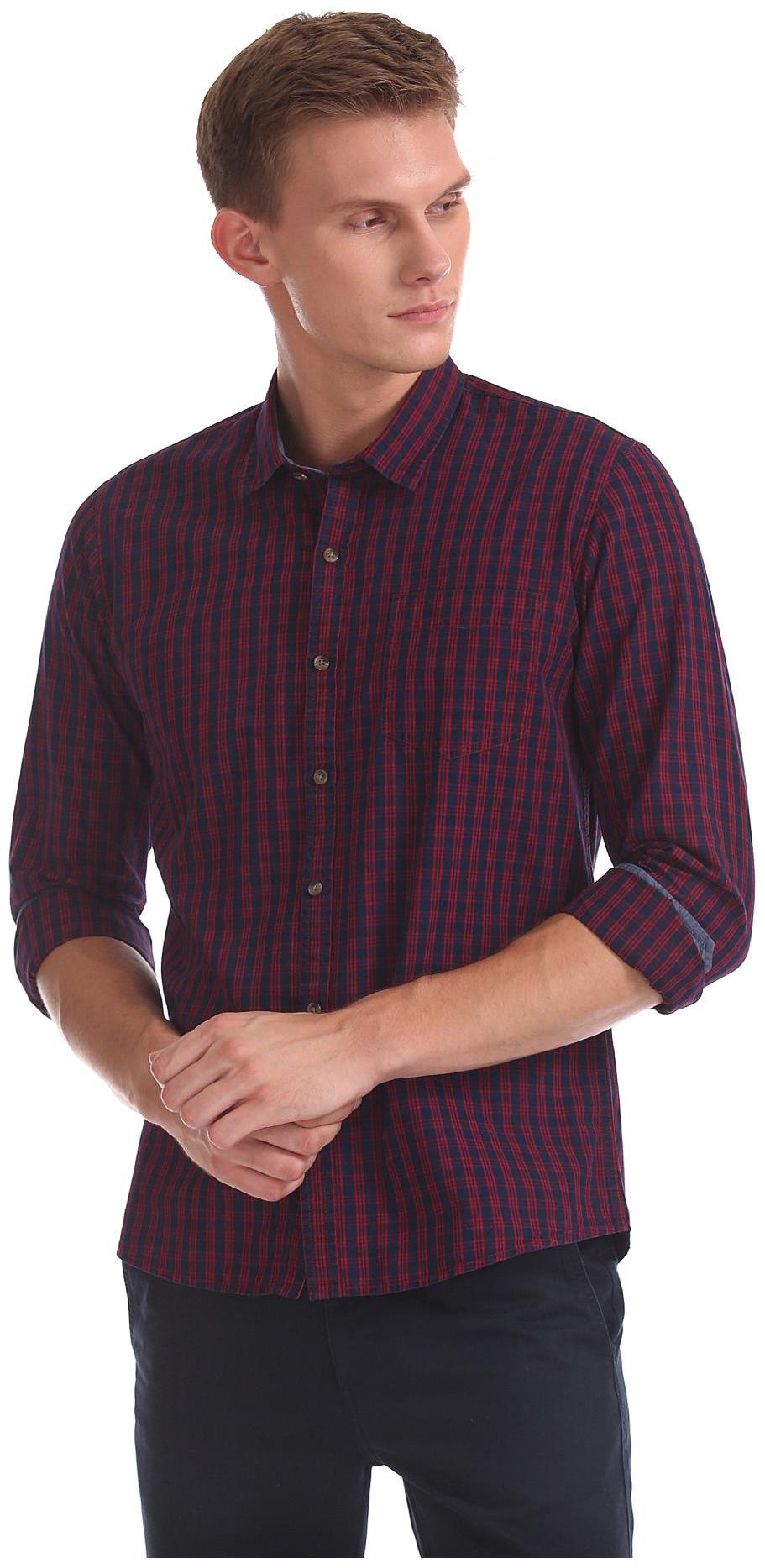 

RUGGERS Men Red Checked Regular Fit Casual Shirt