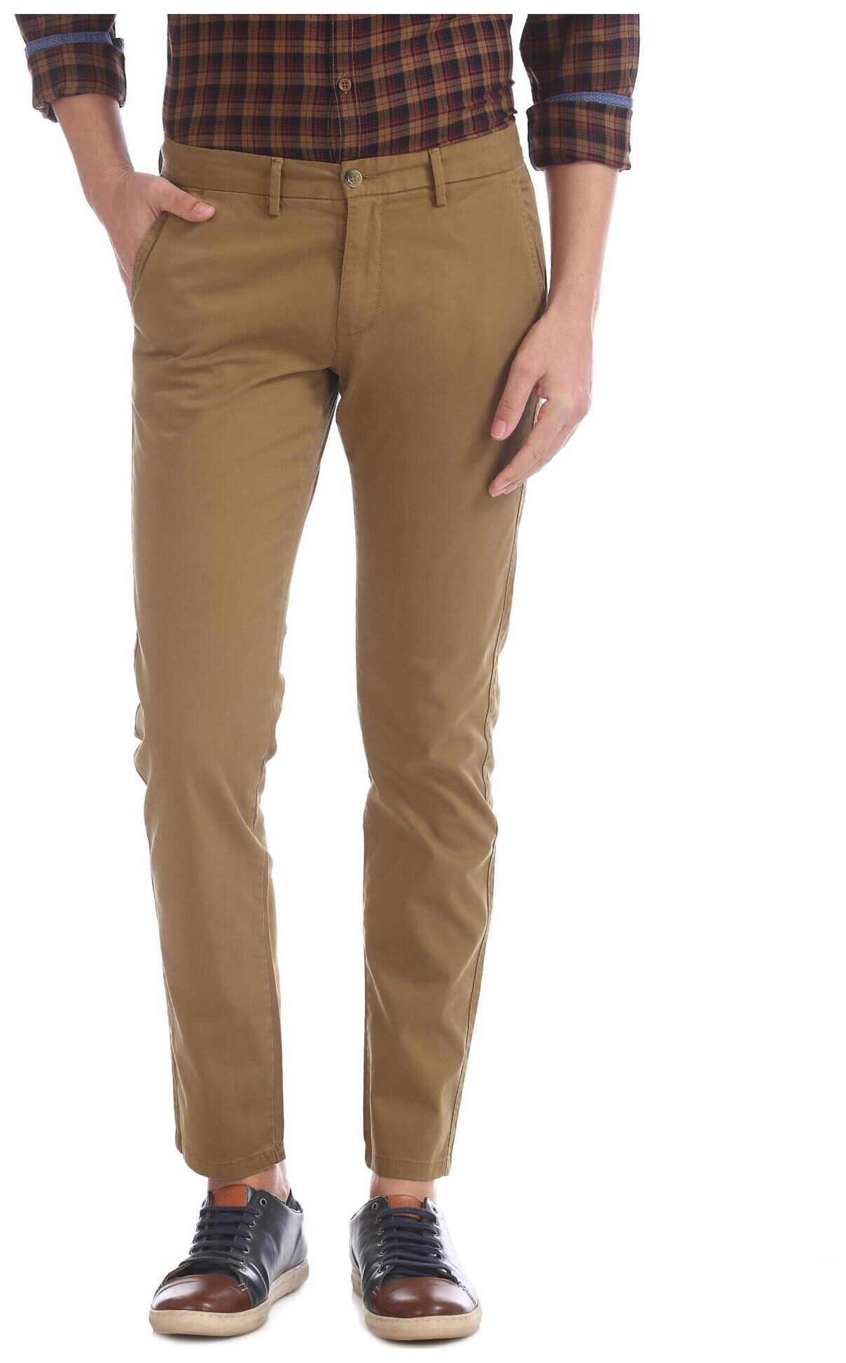 

RUGGERS Men Brown Solid Slim fit Chinos