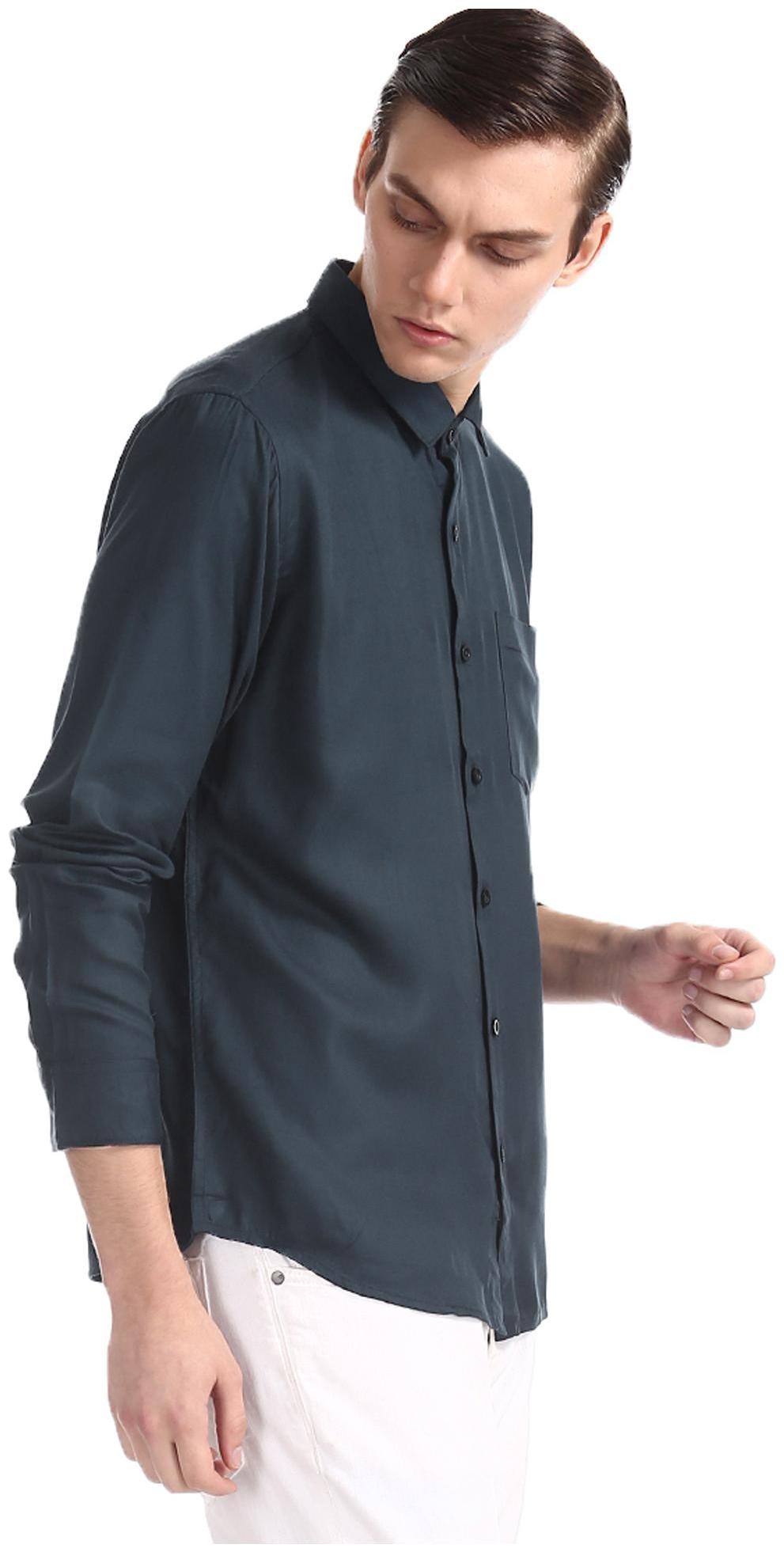 

RUGGERS Men Blue Solid Regular Fit Casual Shirt