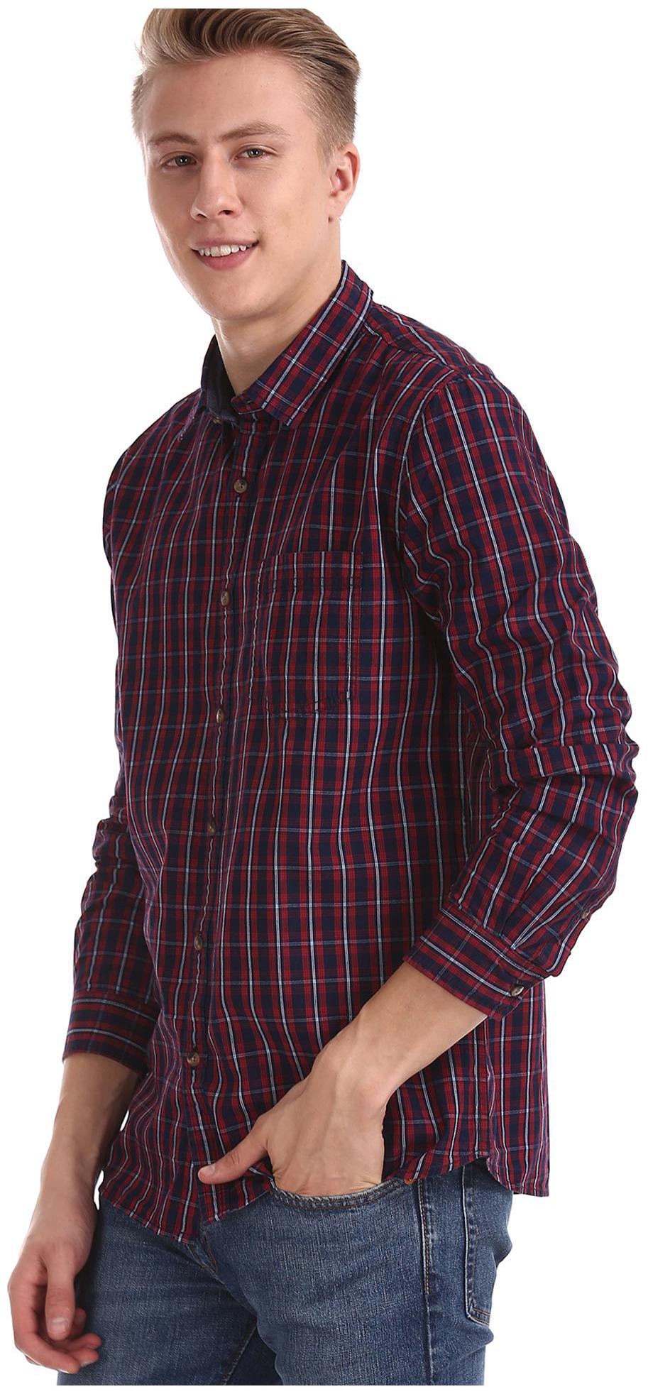 

RUGGERS Men Red Checked Regular Fit Casual Shirt