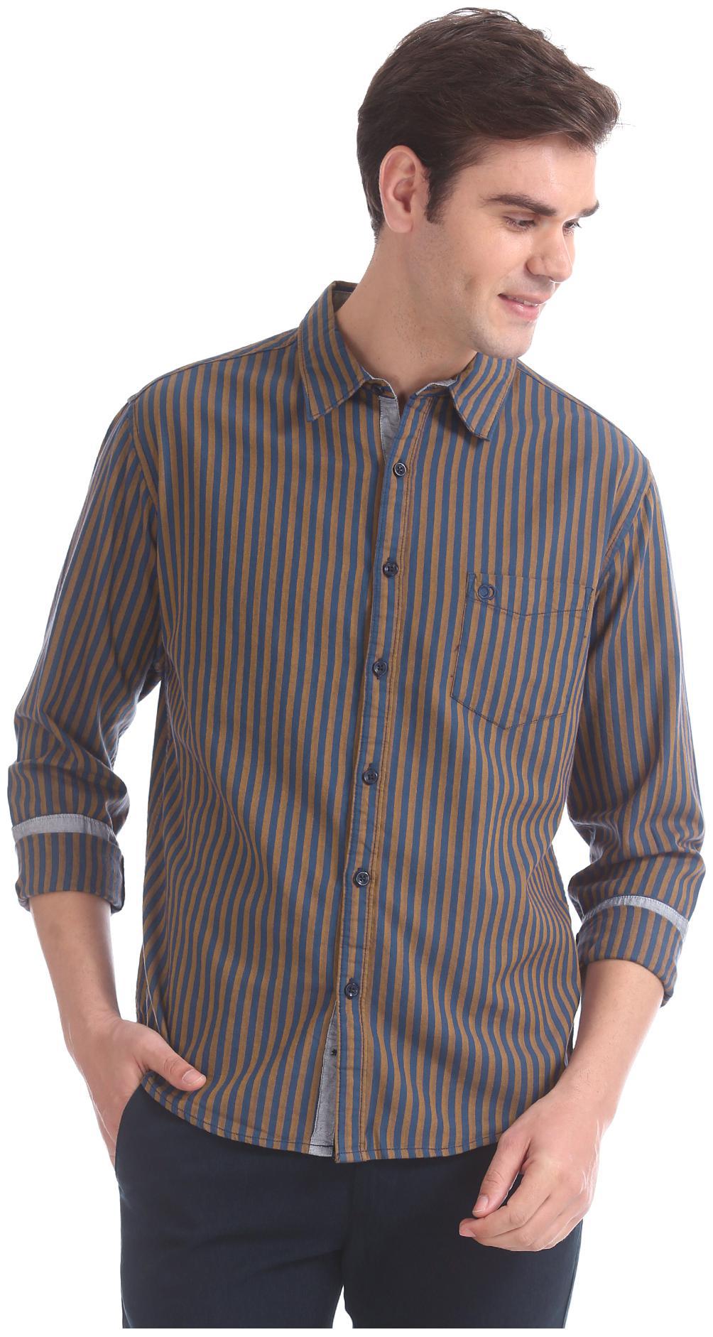 

RUGGERS Men Brown Vertical Stripes Slim Fit Casual Shirt