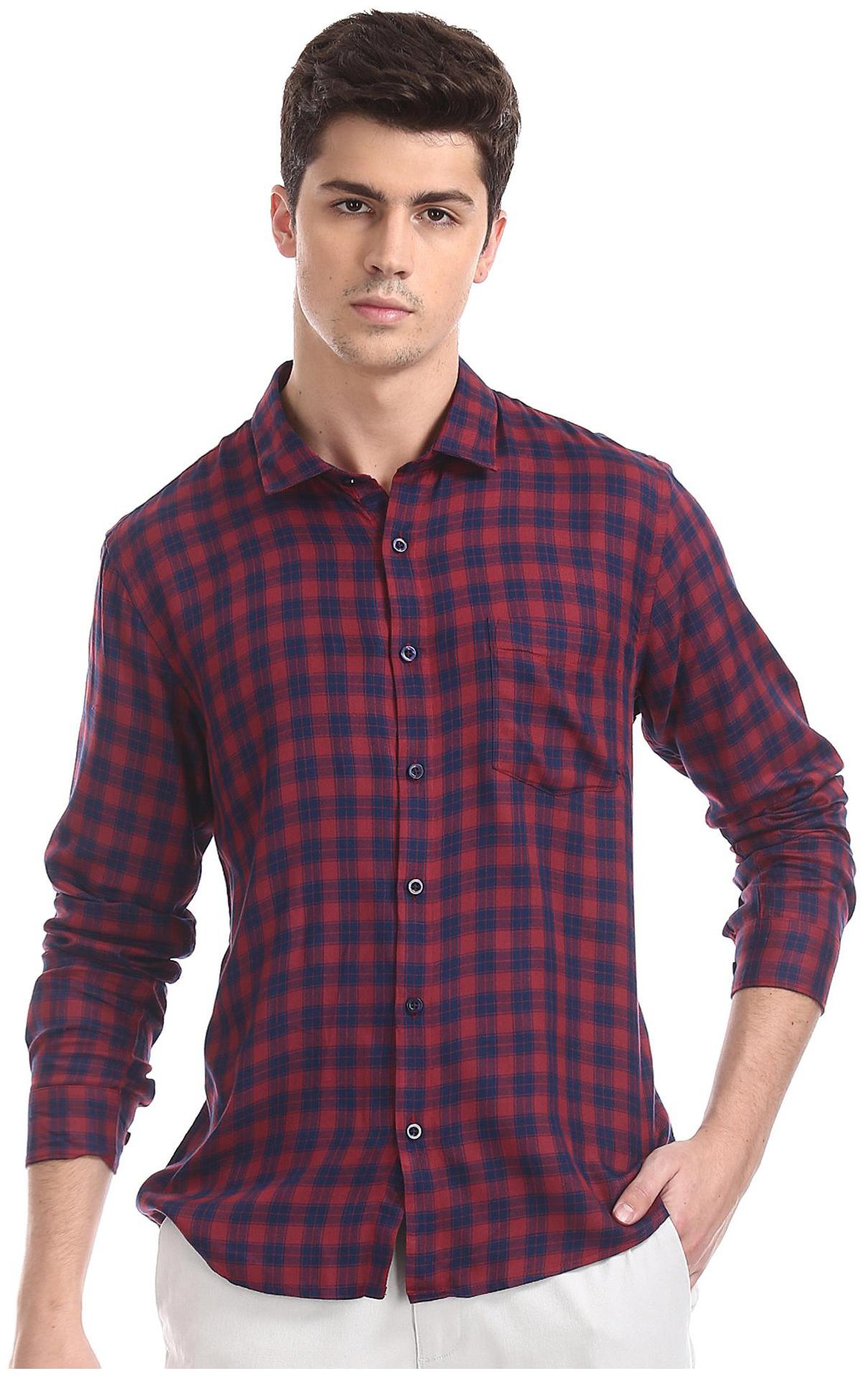 

RUGGERS Men Red Checked Regular Fit Casual Shirt