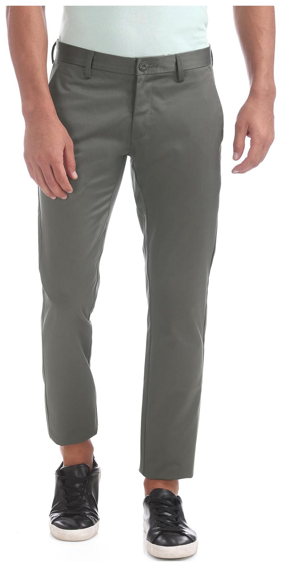 

RUGGERS Men Grey Solid Slim fit Regular trousers