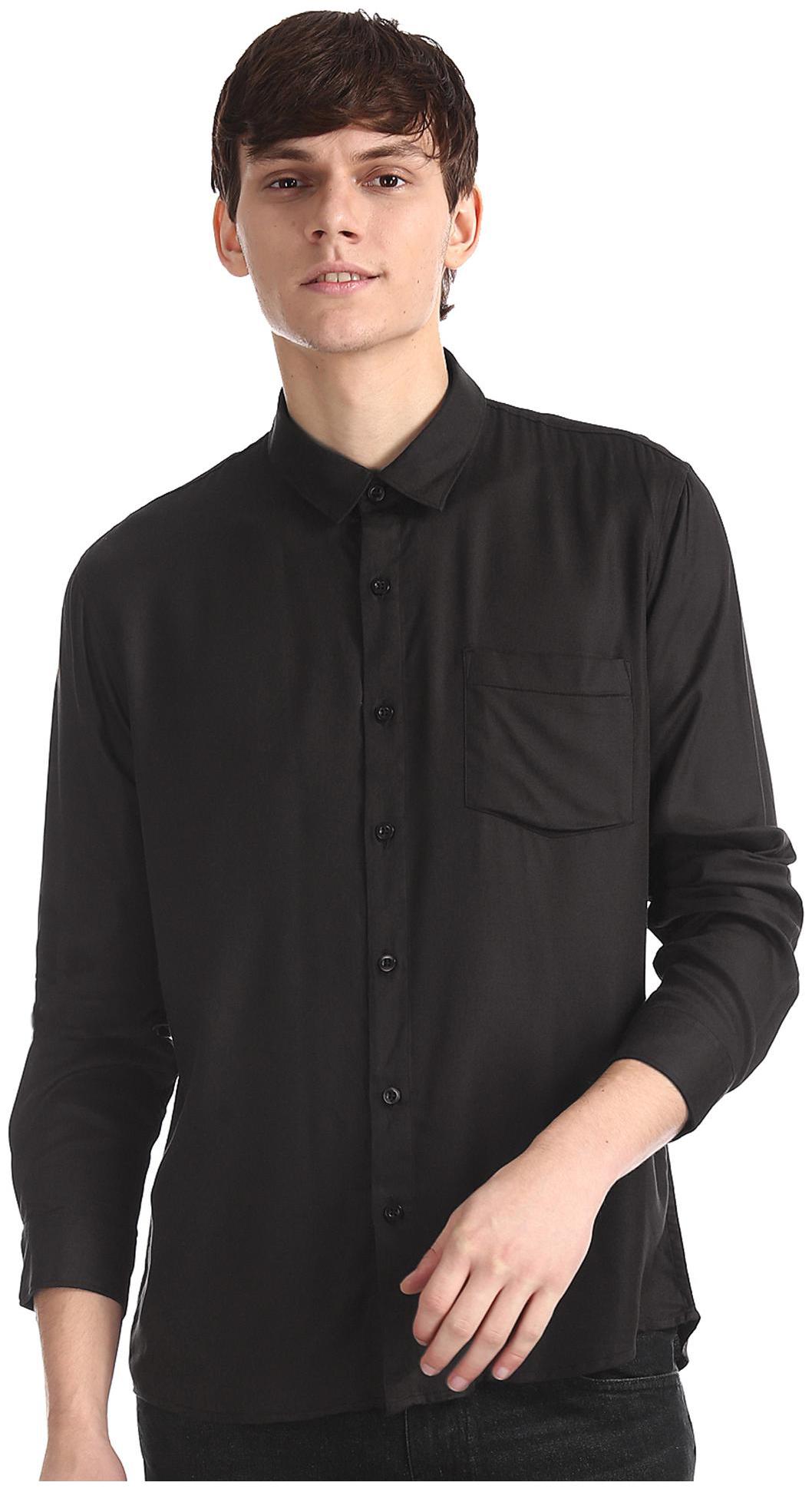 

RUGGERS Men Brown Solid Regular Fit Casual Shirt