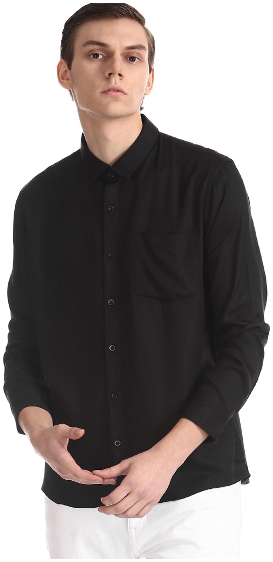 

RUGGERS Men Black Solid Regular Fit Casual Shirt