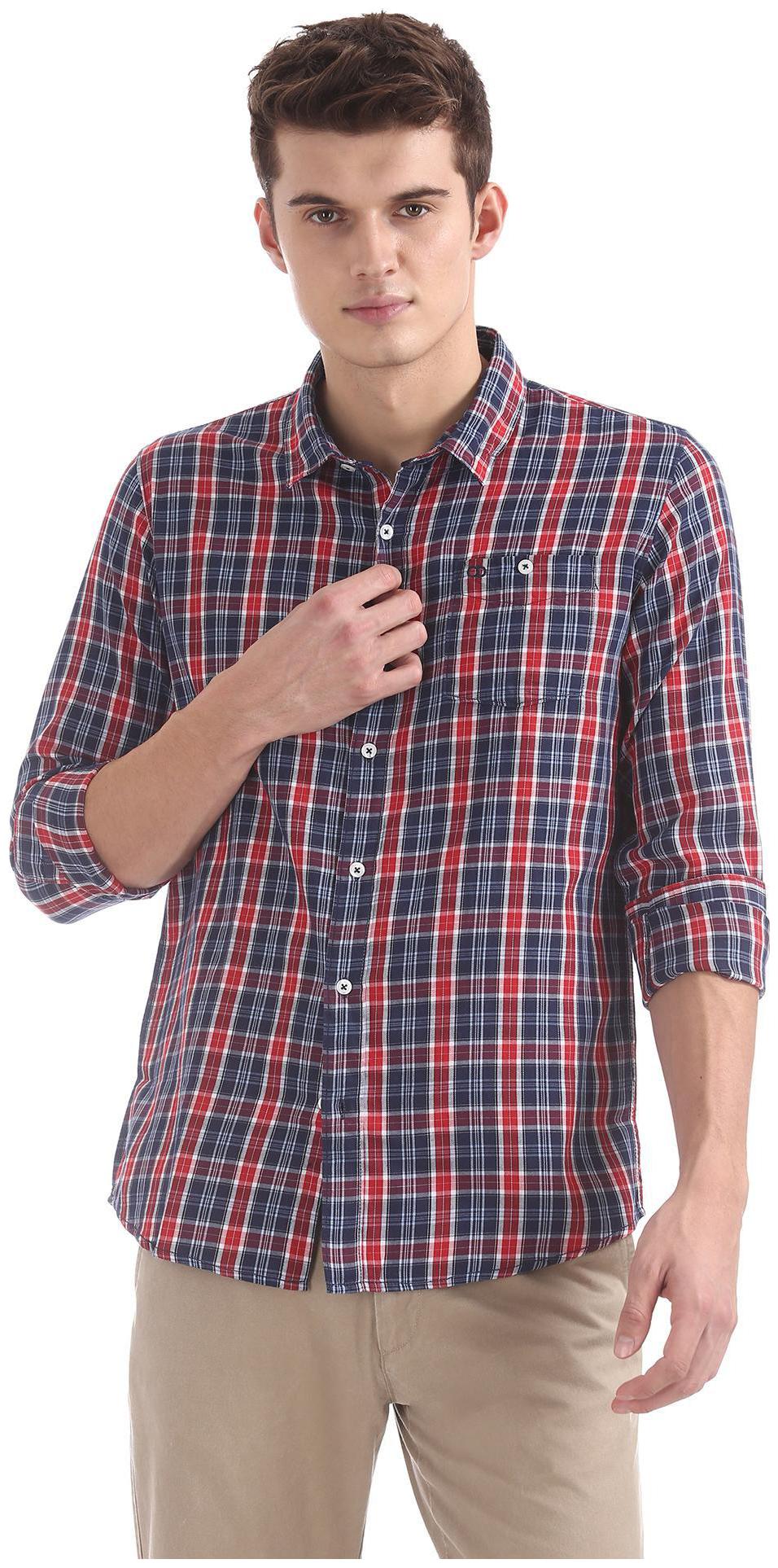 

RUGGERS Men Red Checked Regular Fit Casual Shirt