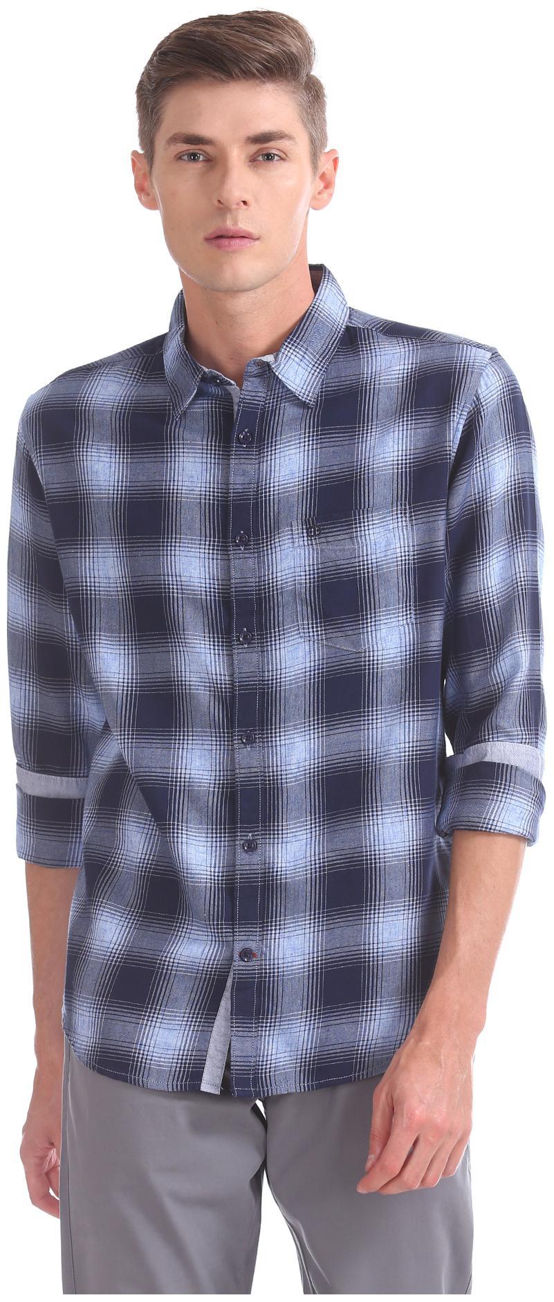 

RUGGERS Men Blue Checked Slim Fit Casual Shirt