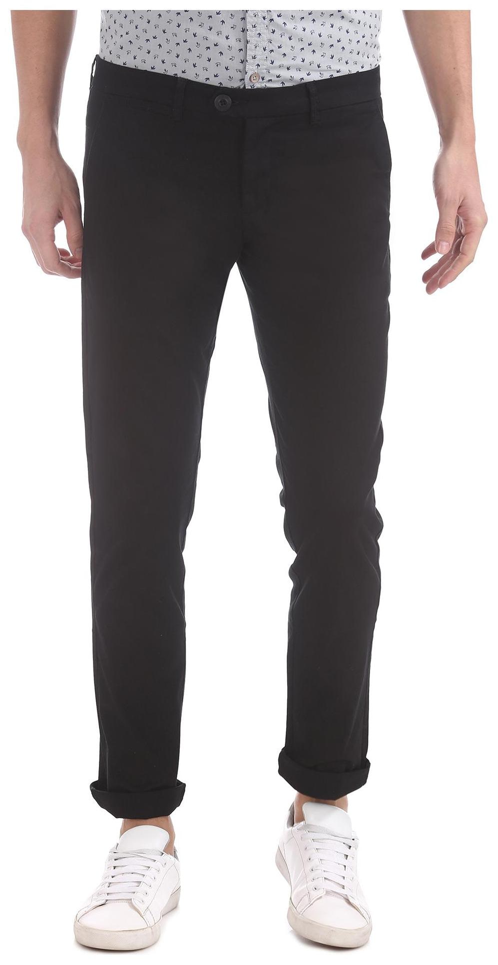 

RUGGERS Men Black Solid Tapered fit Regular trousers
