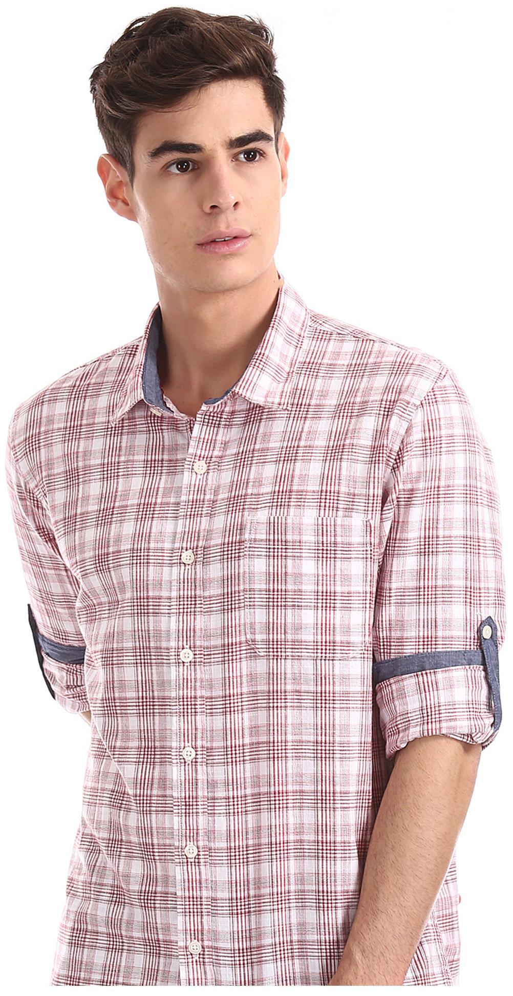 

RUGGERS Men Red Checked Regular Fit Casual Shirt