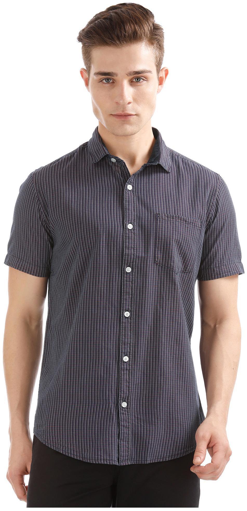 

RUGGERS Men Red Checked Regular Fit Casual Shirt