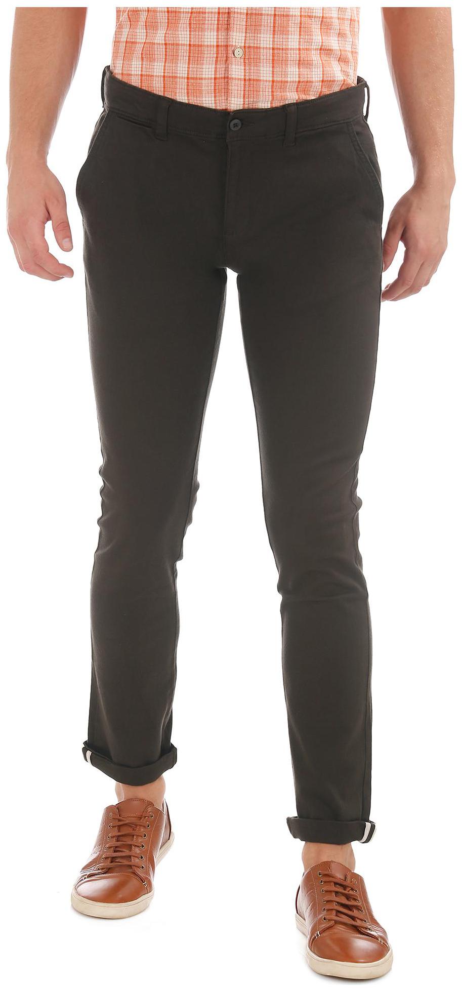 

RUGGERS Men Brown Solid Tapered fit Regular trousers