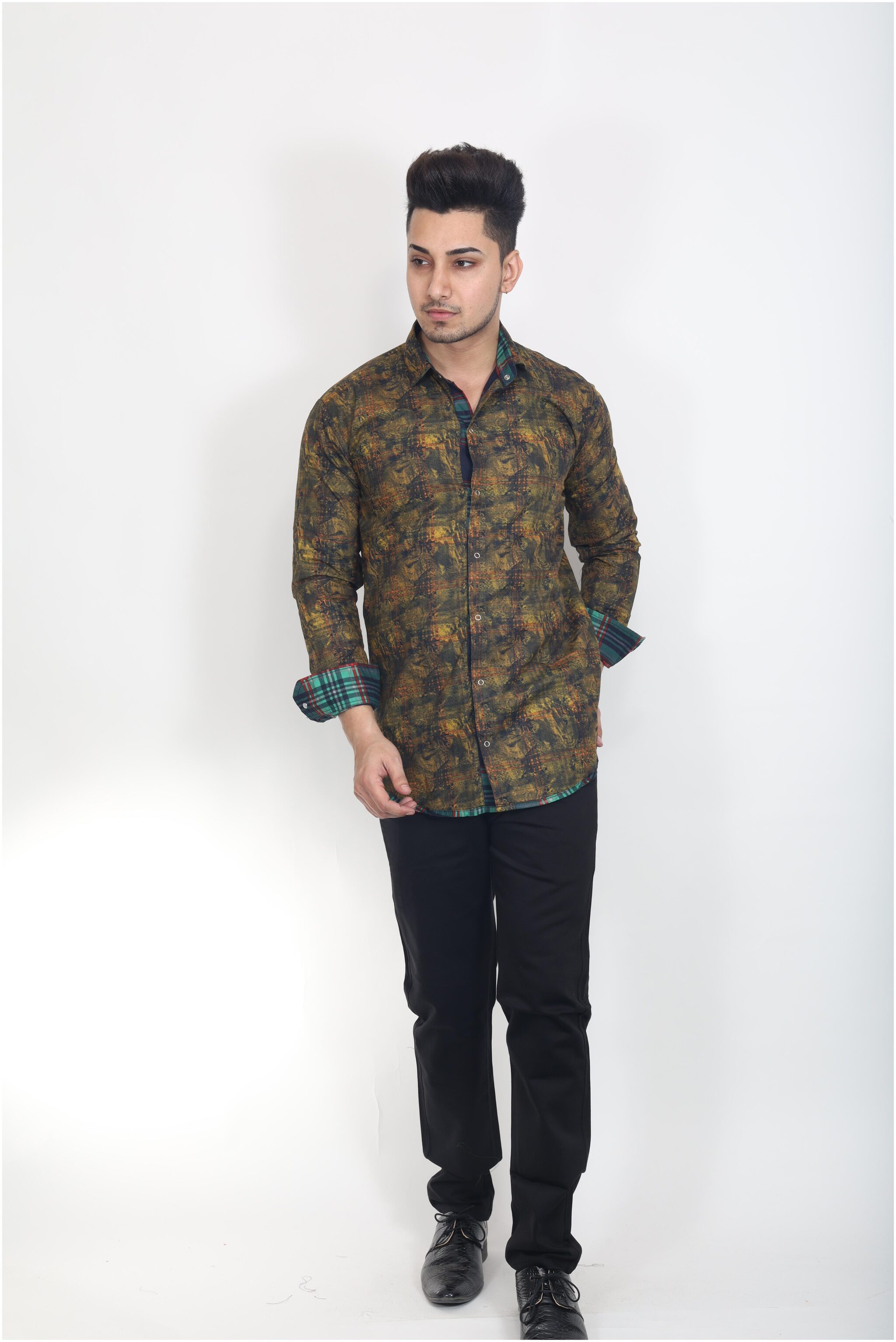 

SALTLAKE Men Multi Checked Slim Fit Casual Shirt