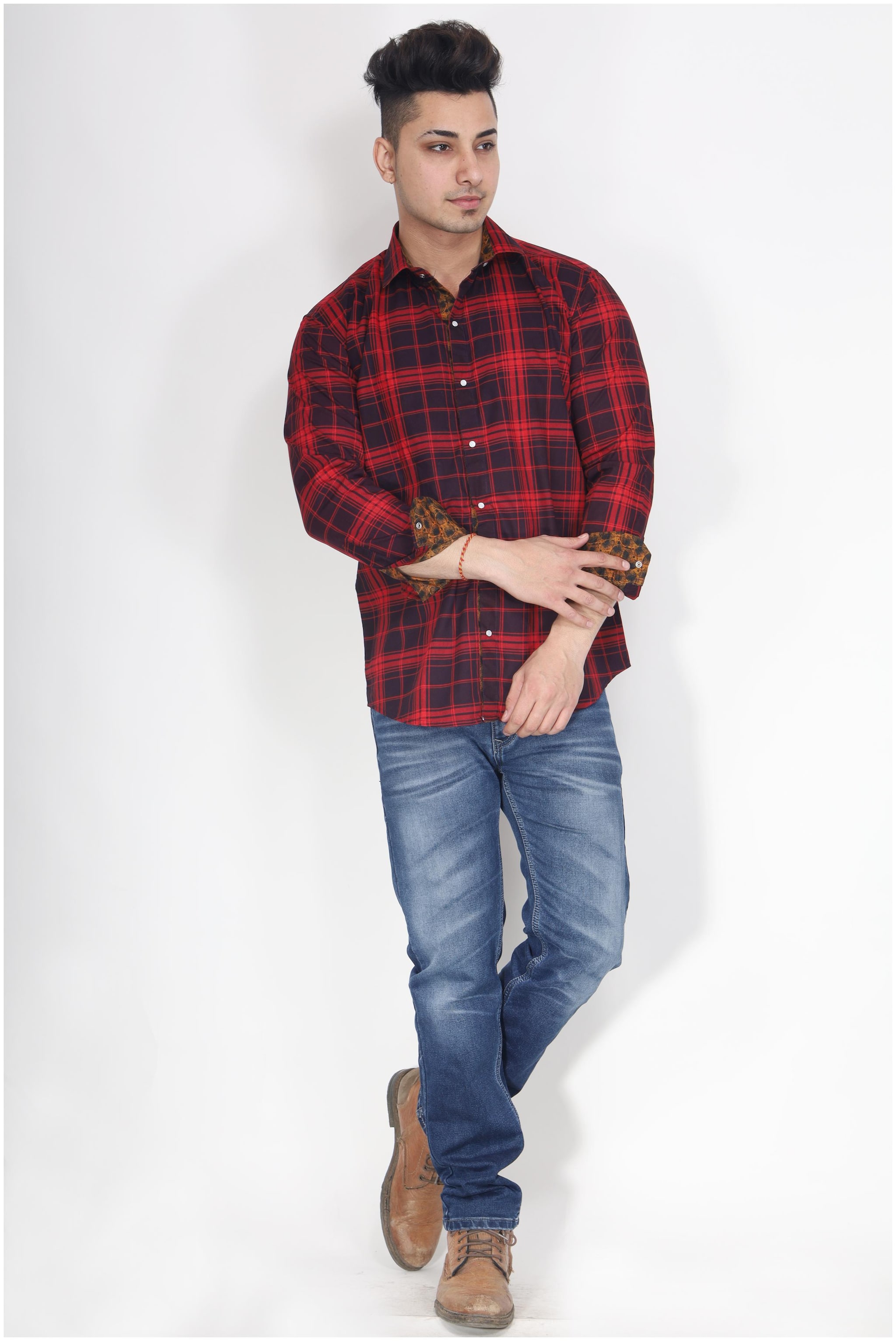

SALTLAKE Men Multi Checked Slim Fit Casual Shirt
