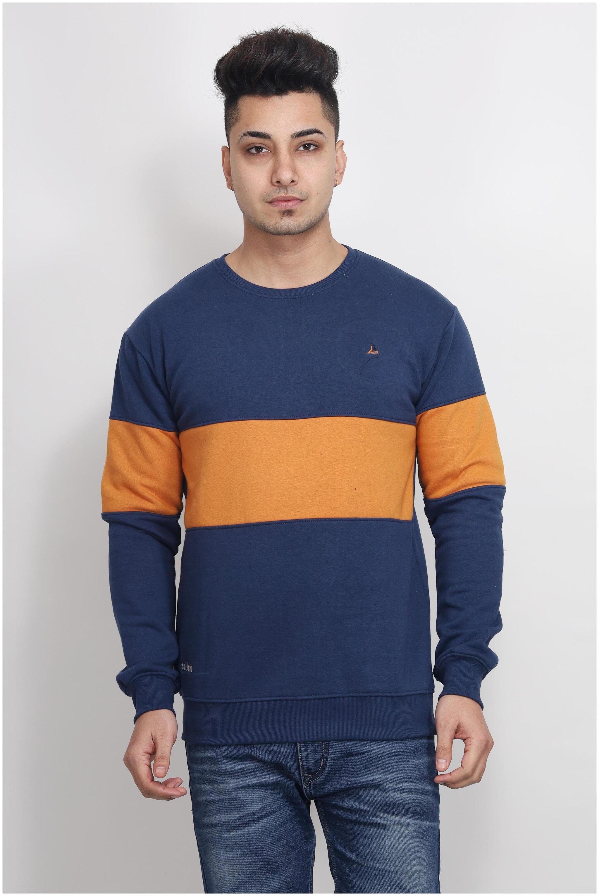 

SALTLAKE Men Blue Round neck Sweatshirt