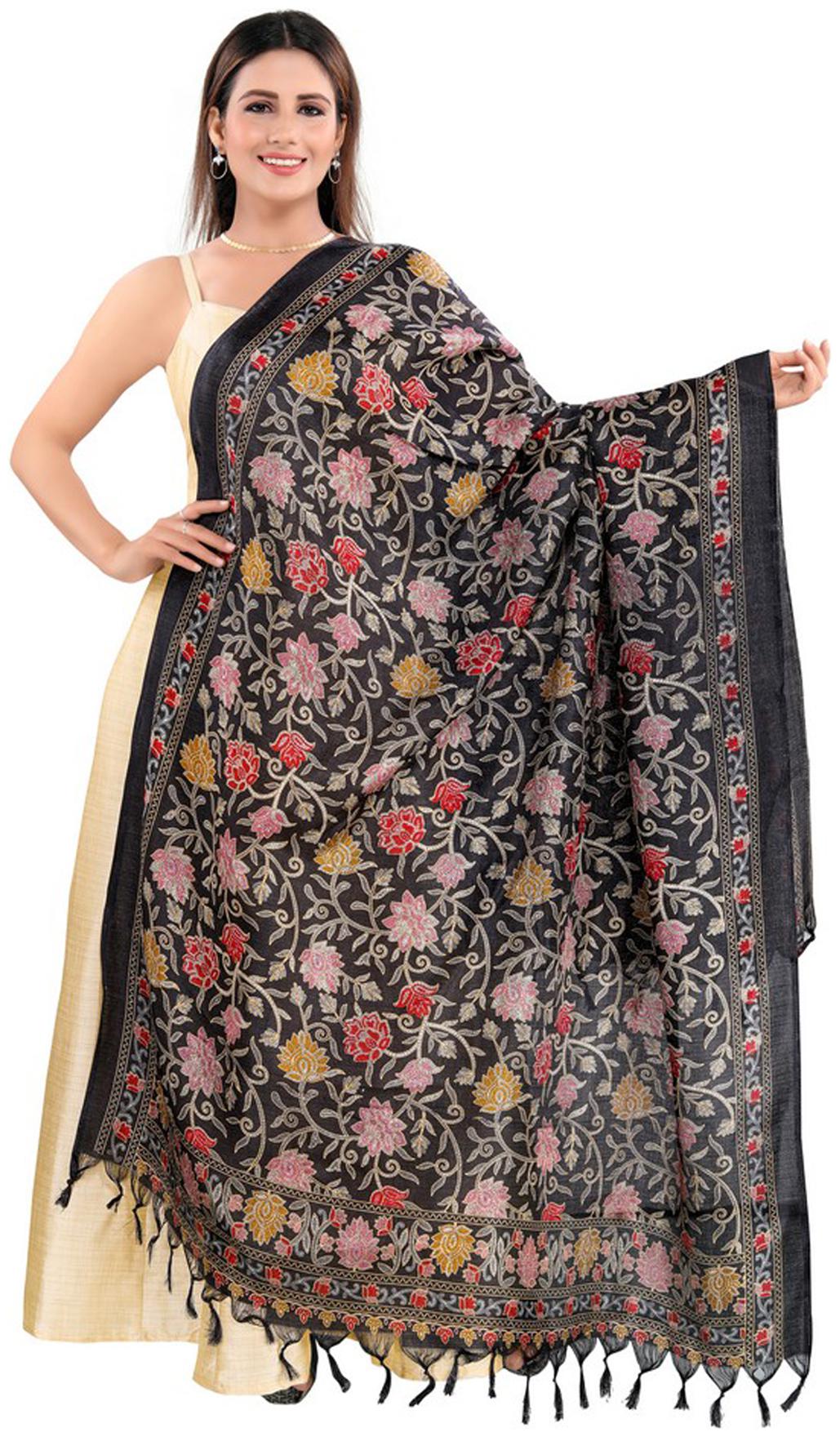 

Salwar Studio Women Blended Floral Black Dupatta