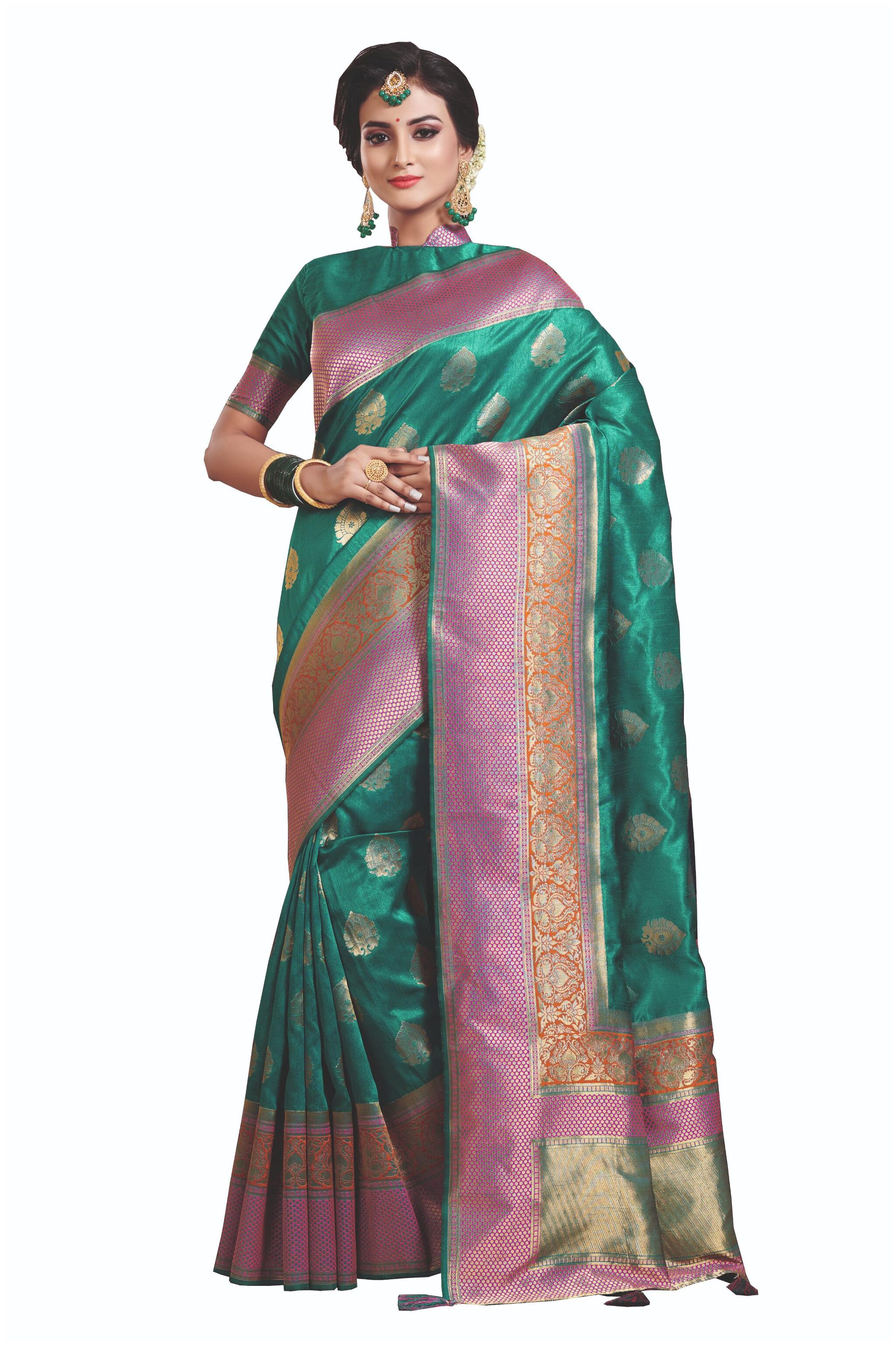 

Sangam Prints Women Silk Sarees Green