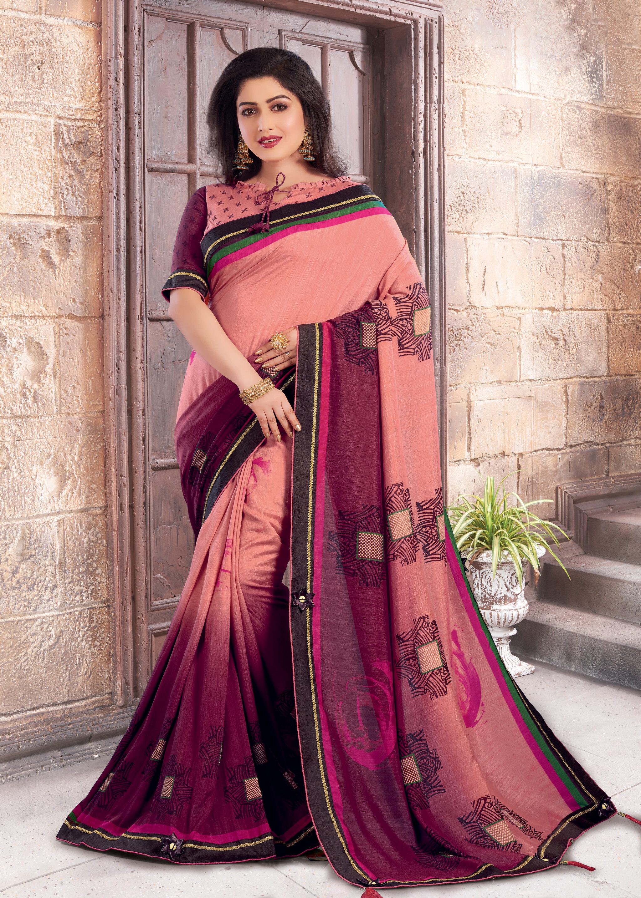 

Sangam Prints Women Silk Regular Saree -Pink