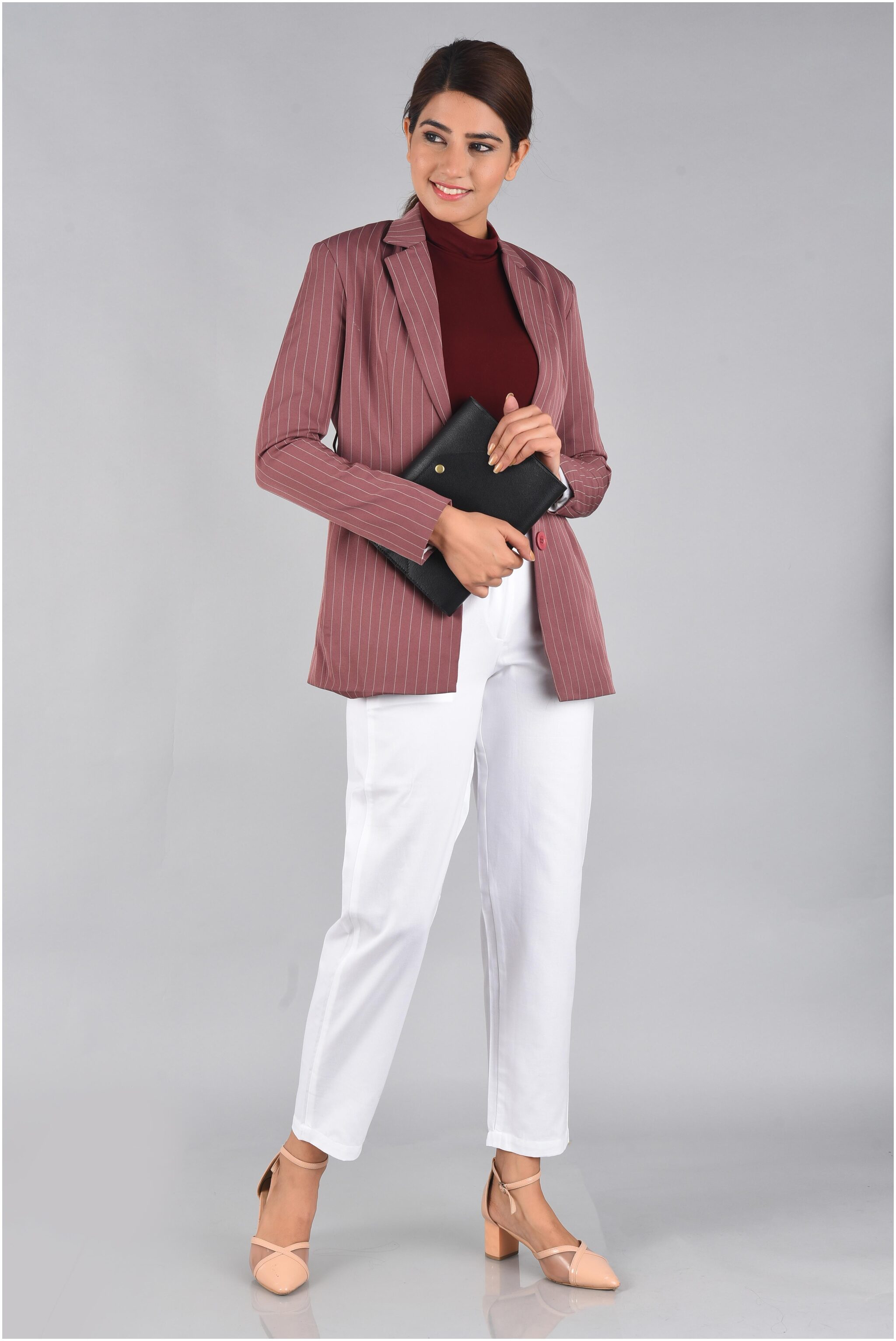 

Sanviya Women White Cotton Solid Office Wear Trouser Pants