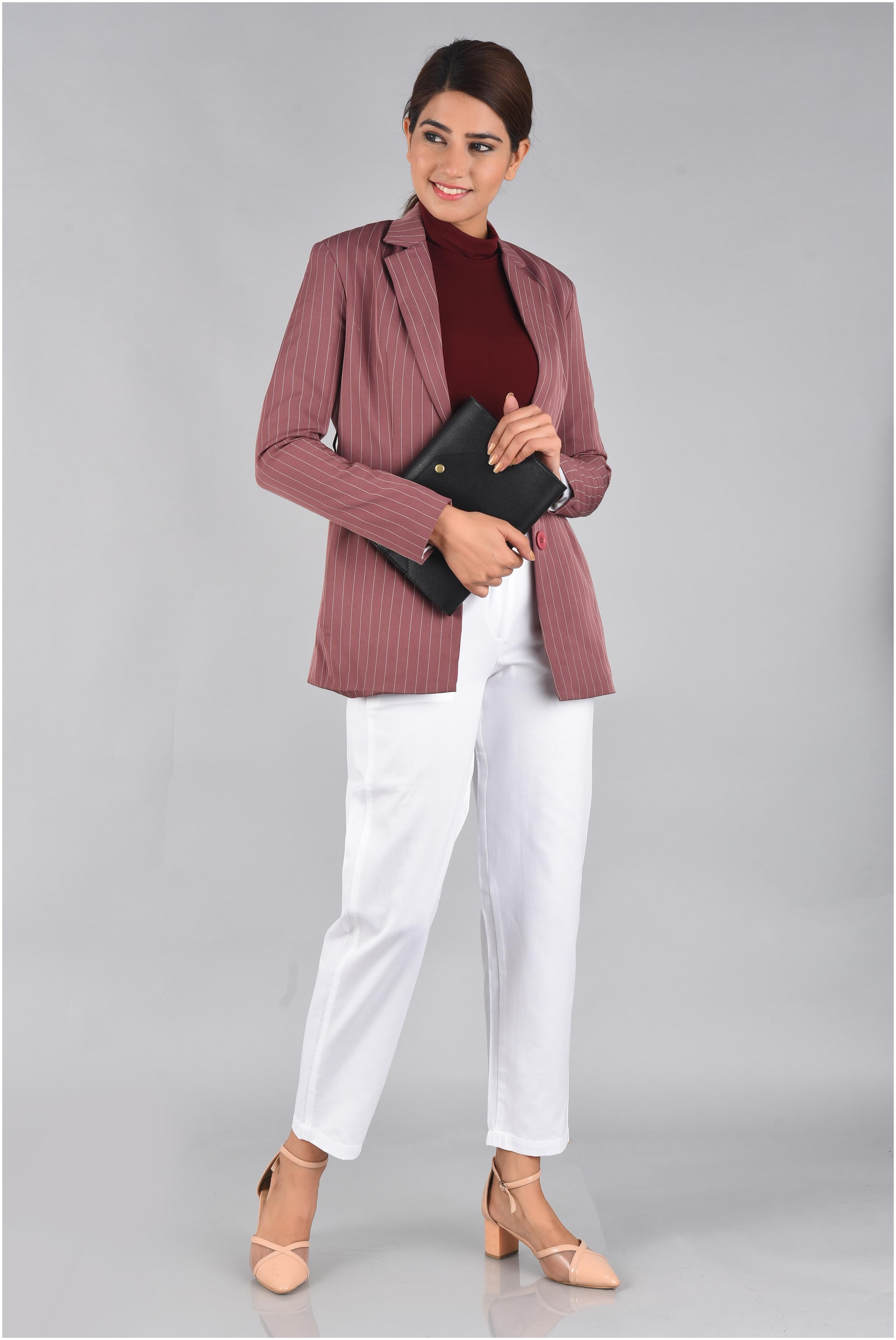 

Sanviya Women White Cotton Solid Office Wear Trouser Pants