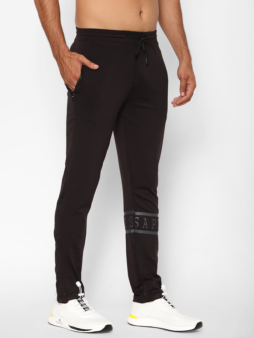 

Sapper Men Black Solid Slim fit Track pants