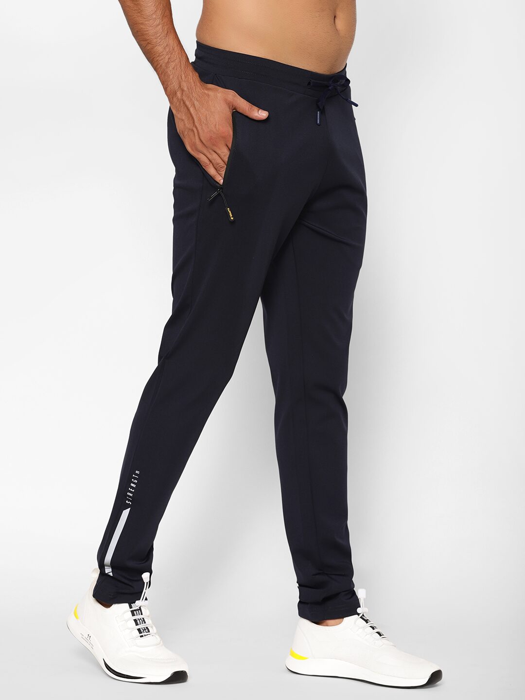 

Sapper Men Navy blue Solid Slim fit Track pants