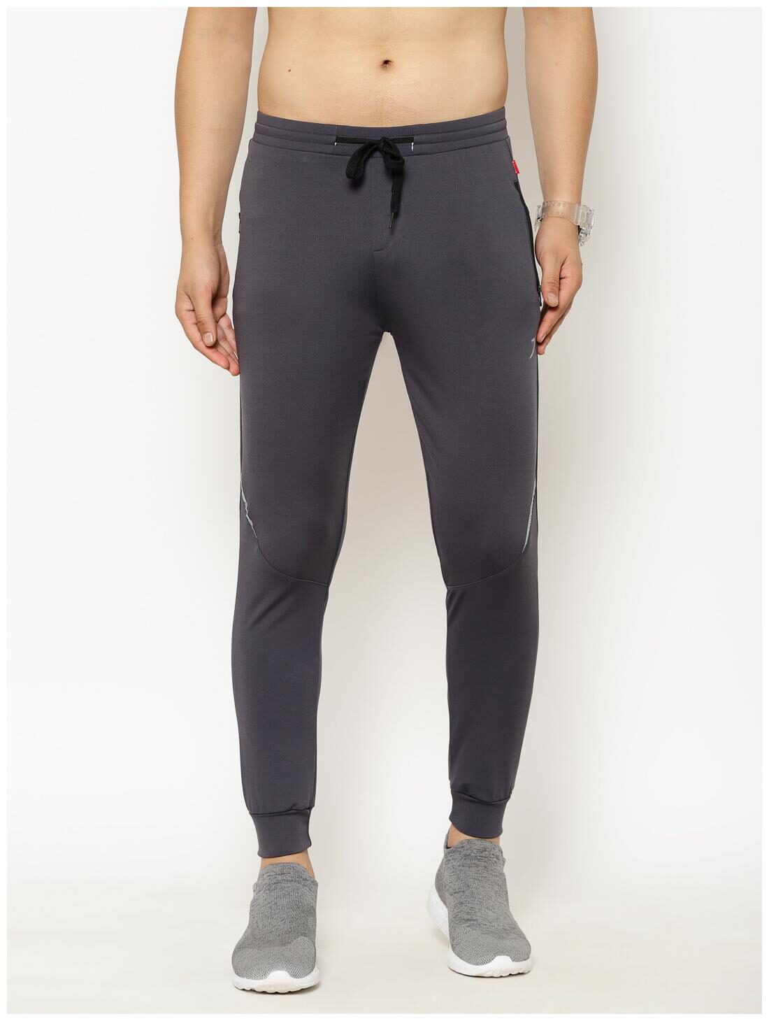 

Sapper Men Grey Solid Slim fit Joggers