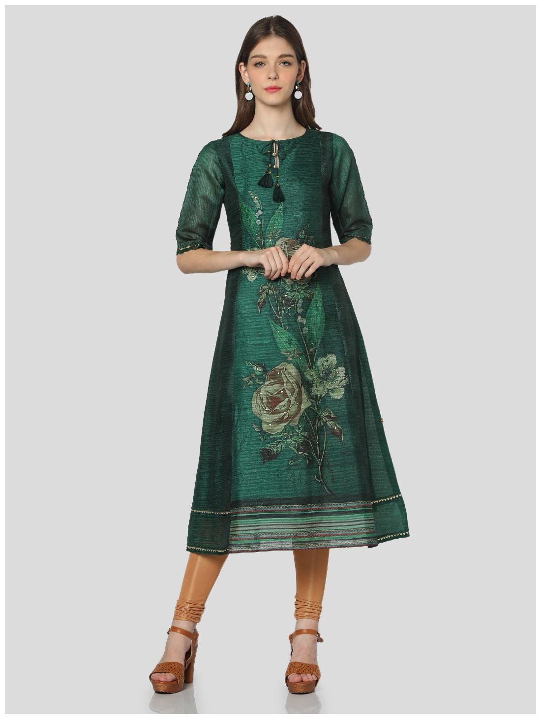 

Satya Women Polyester Blend Floral Kurti (Green)