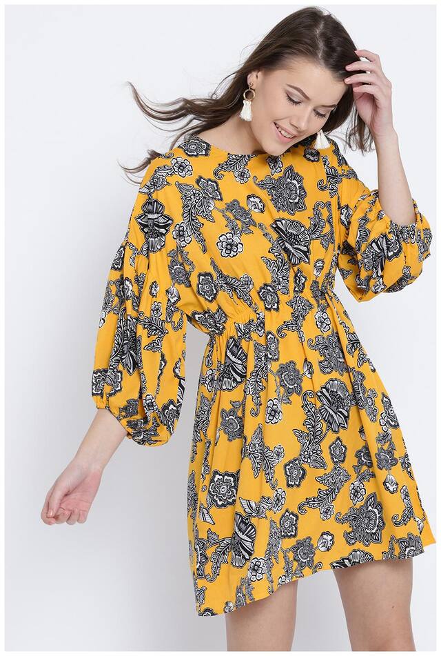 Sera Yellow Solid Fit & flare dress