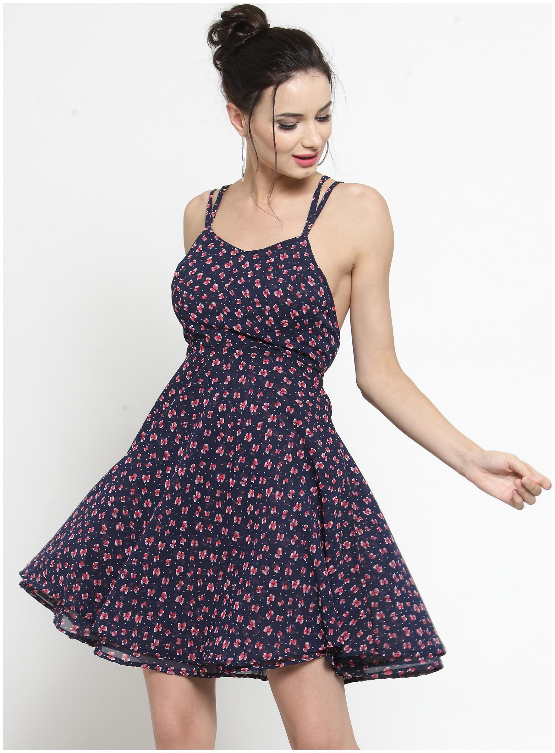 

Sera Blue Floral Flared dress