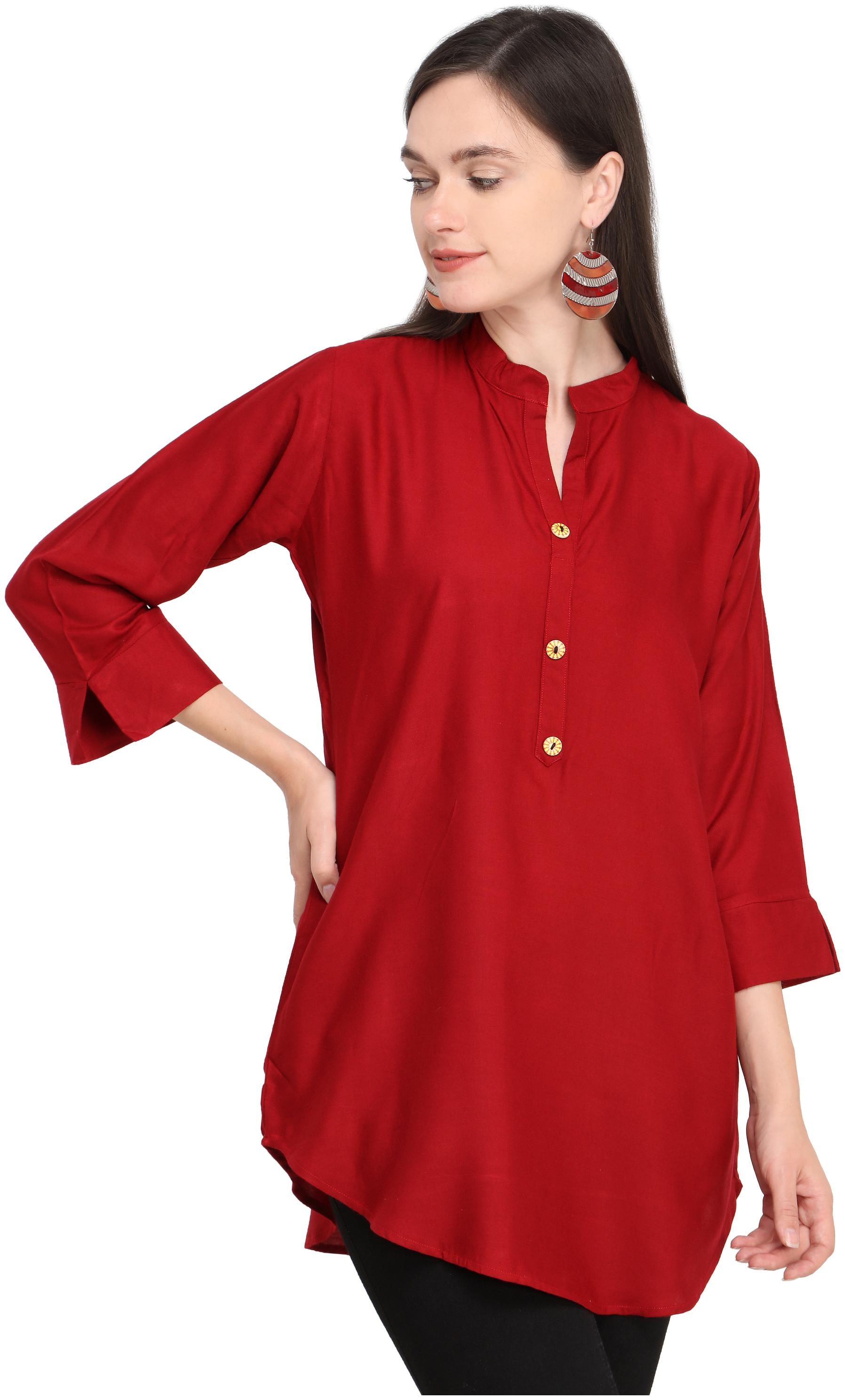 

Serein Women Red Solid Assymetrical Kurti